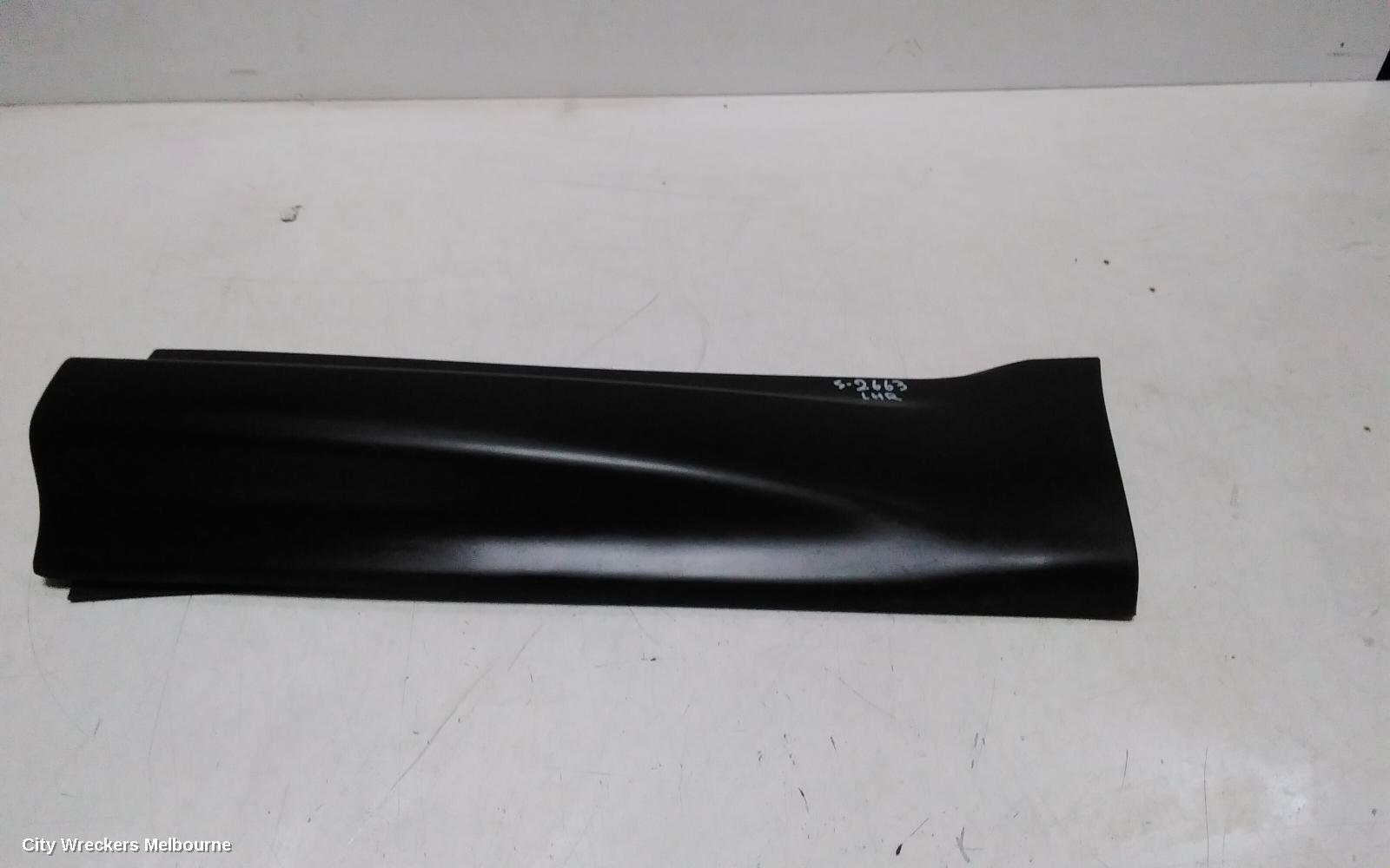 LAND ROVER RANGEROVER SPORT DOOR MOULD, LHR LOWER DOOR MOULD: 143111, L494, 12/2013 - 04/2022