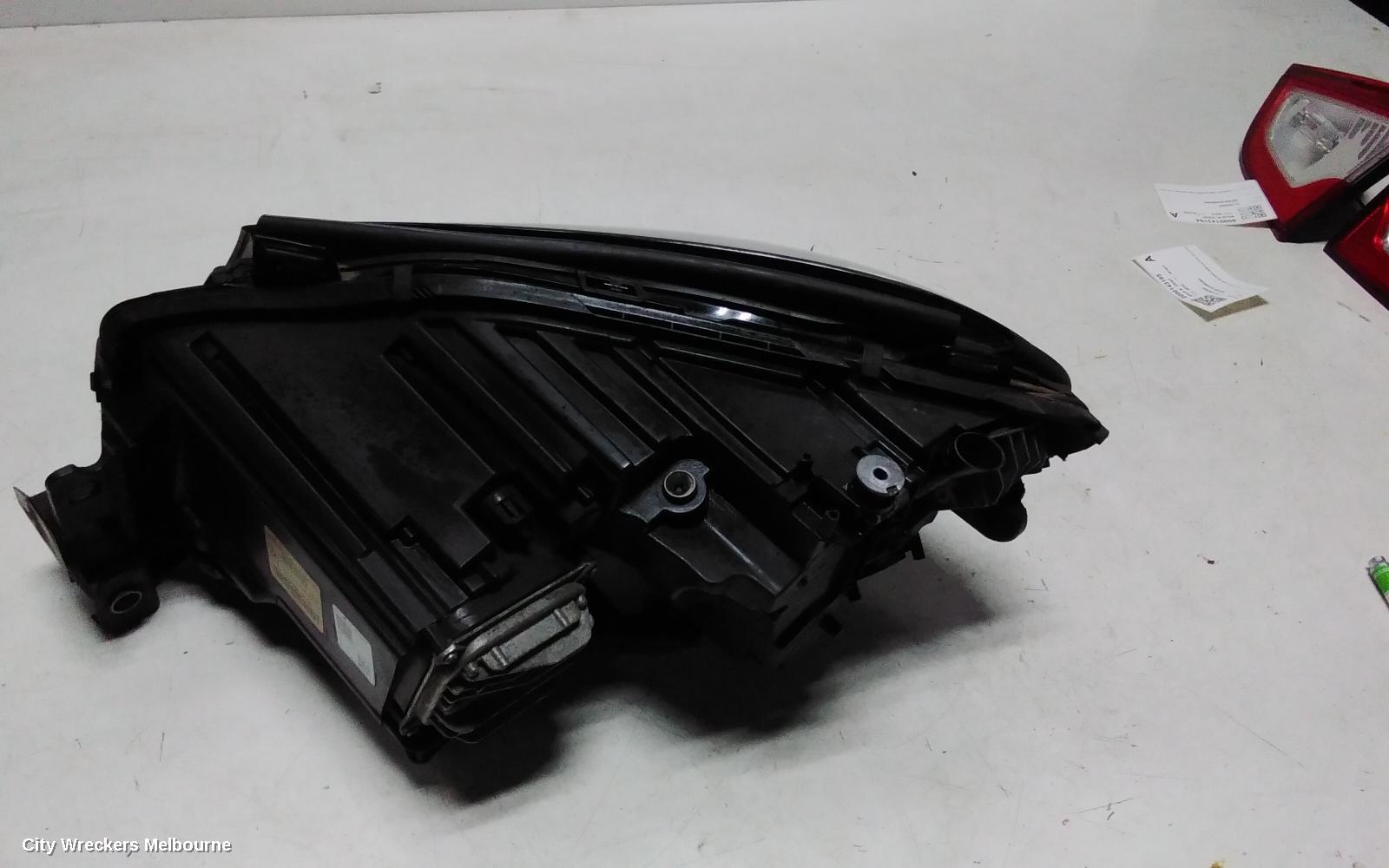 MAZDA CX5 LEFT TAILLIGHT, IN BUMPER REFLECTOR, KF, 02/2017 - 08/2021