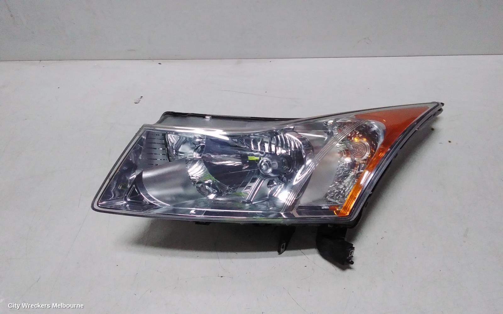 HOLDEN CRUZE LEFT HEADLAMP, JH, 03/2011 - 12/2014