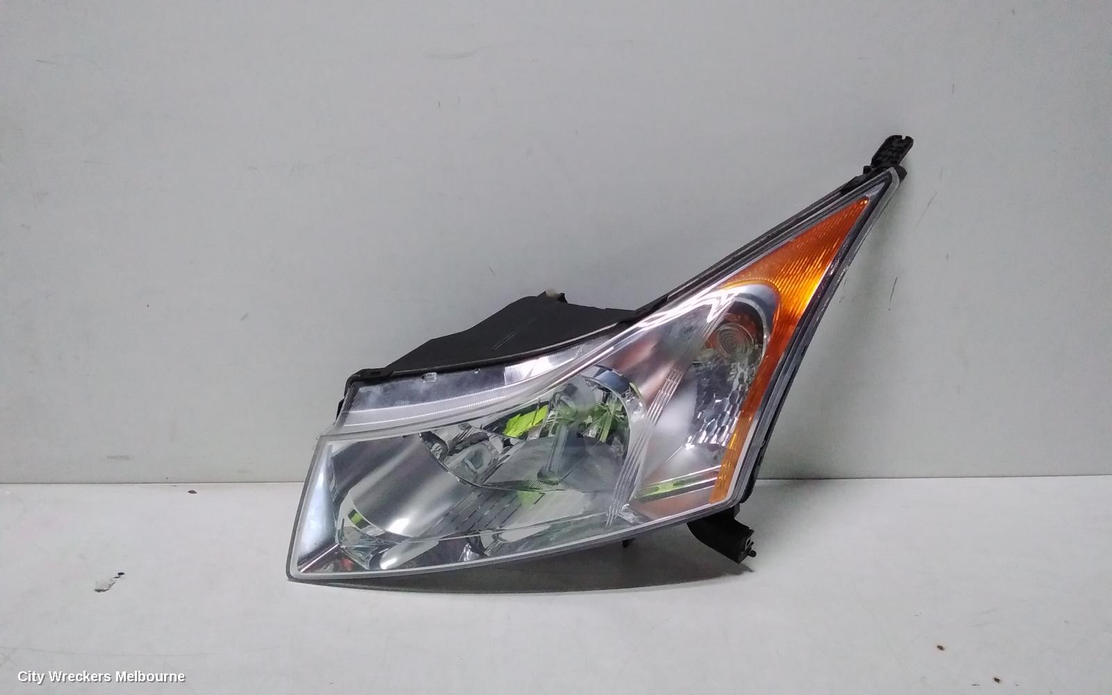 HOLDEN CRUZE LEFT HEADLAMP, JH, 03/2011 - 12/2014