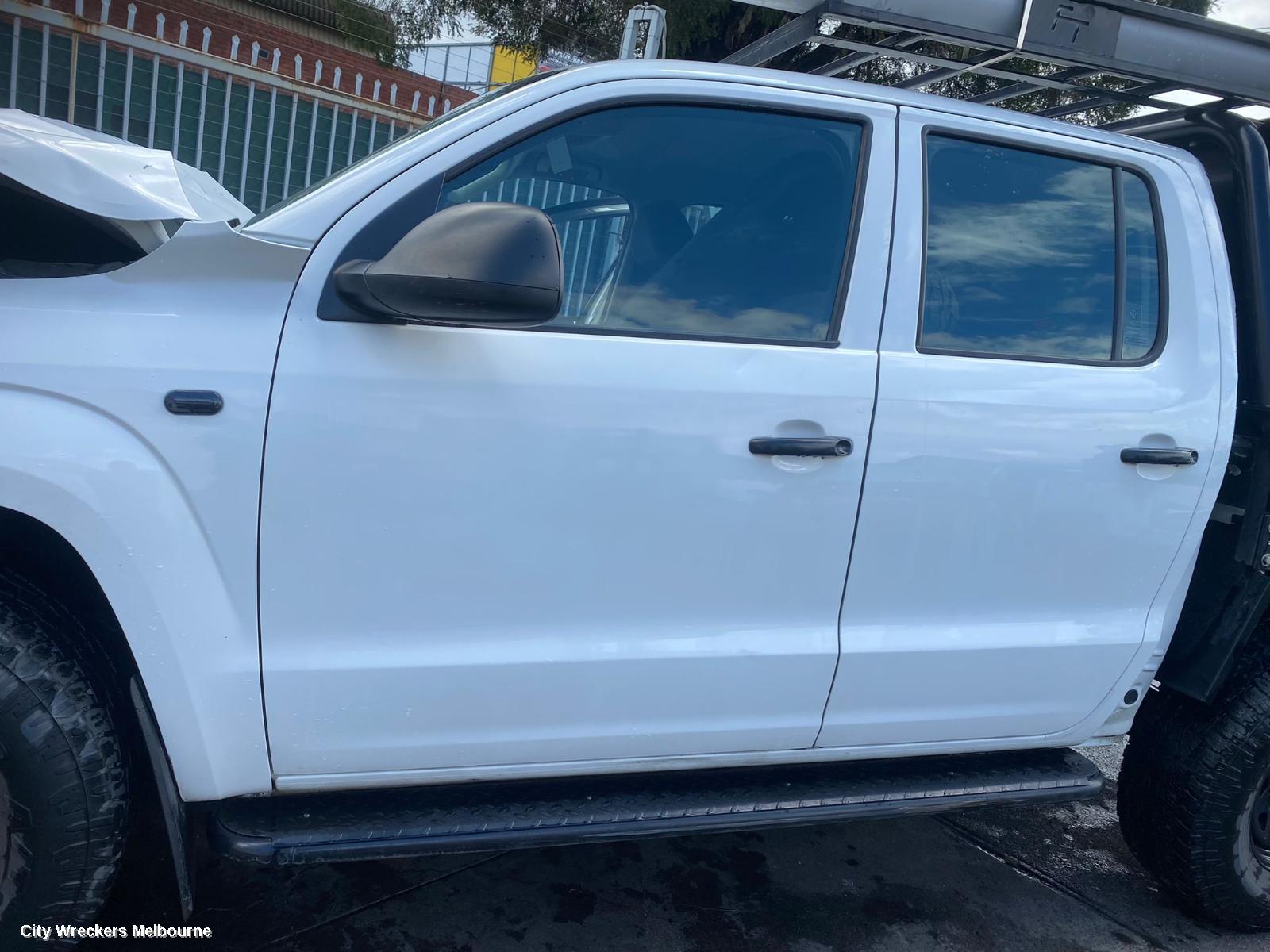 VOLKSWAGEN AMAROK SIDE STEP/SKIRT, LM, FACTORY, LH SIDE, 2H, 12/2010 ONWARDS