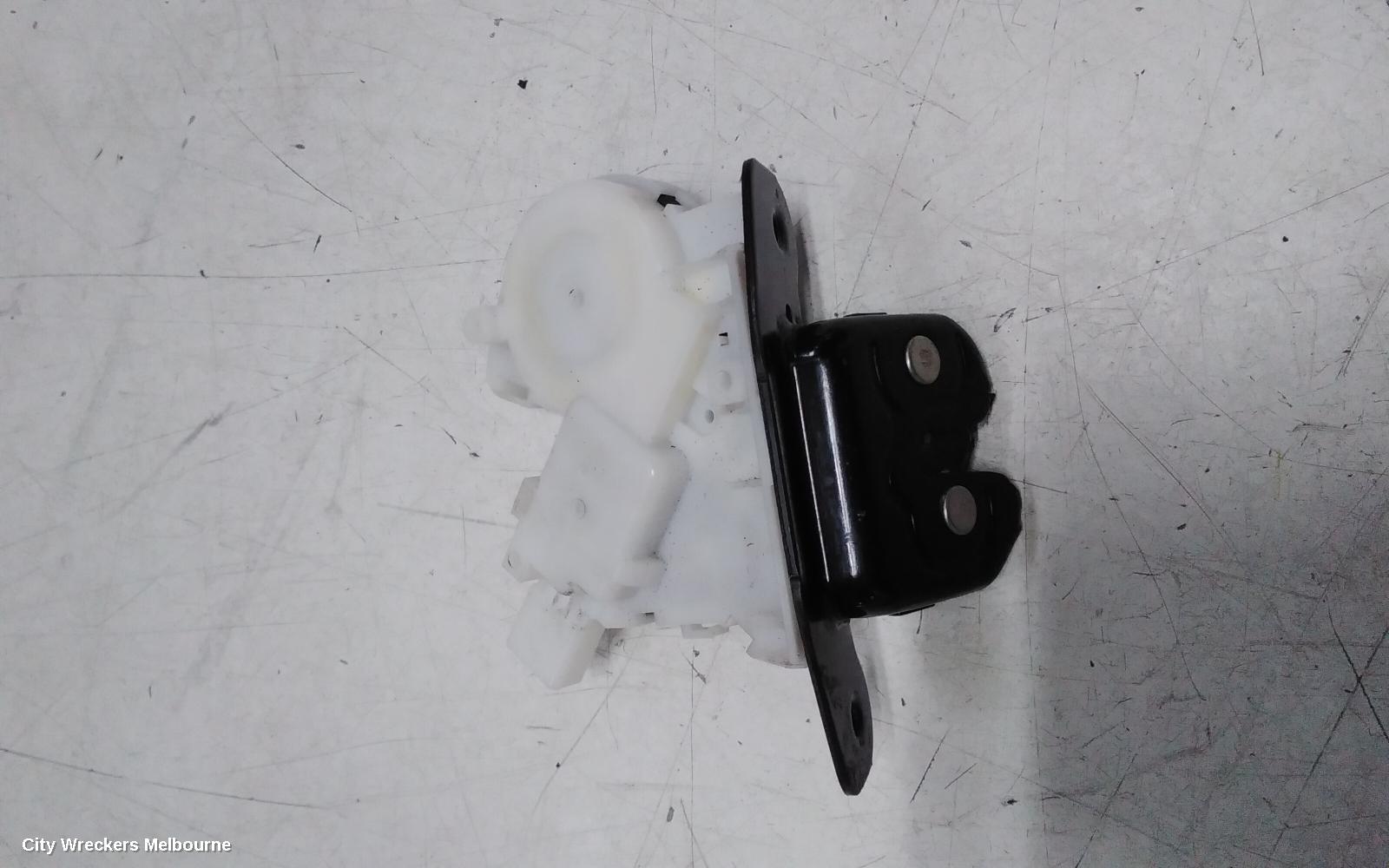 SUZUKI S-CROSS DOOR/BOOT/GATE LOCK, JY, TAILGATE, 09/2013 - 05/2022