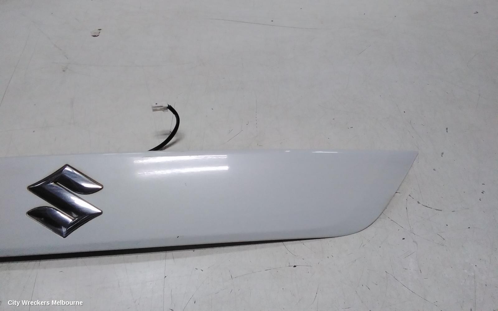 SUZUKI S-CROSS REAR GARNISH, JY, TAILGATE GARNISH (CENTRE), W/ CAMERA TYPE, 09/2013 - 05/2022