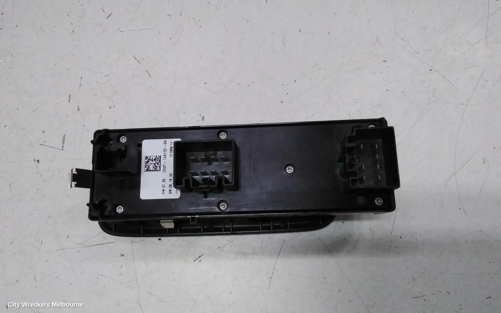 FORD FIESTA PWR DR WIND SWITCH, RH FRONT (MASTER SWITCH), WZ, 05/2013 - 12/2019