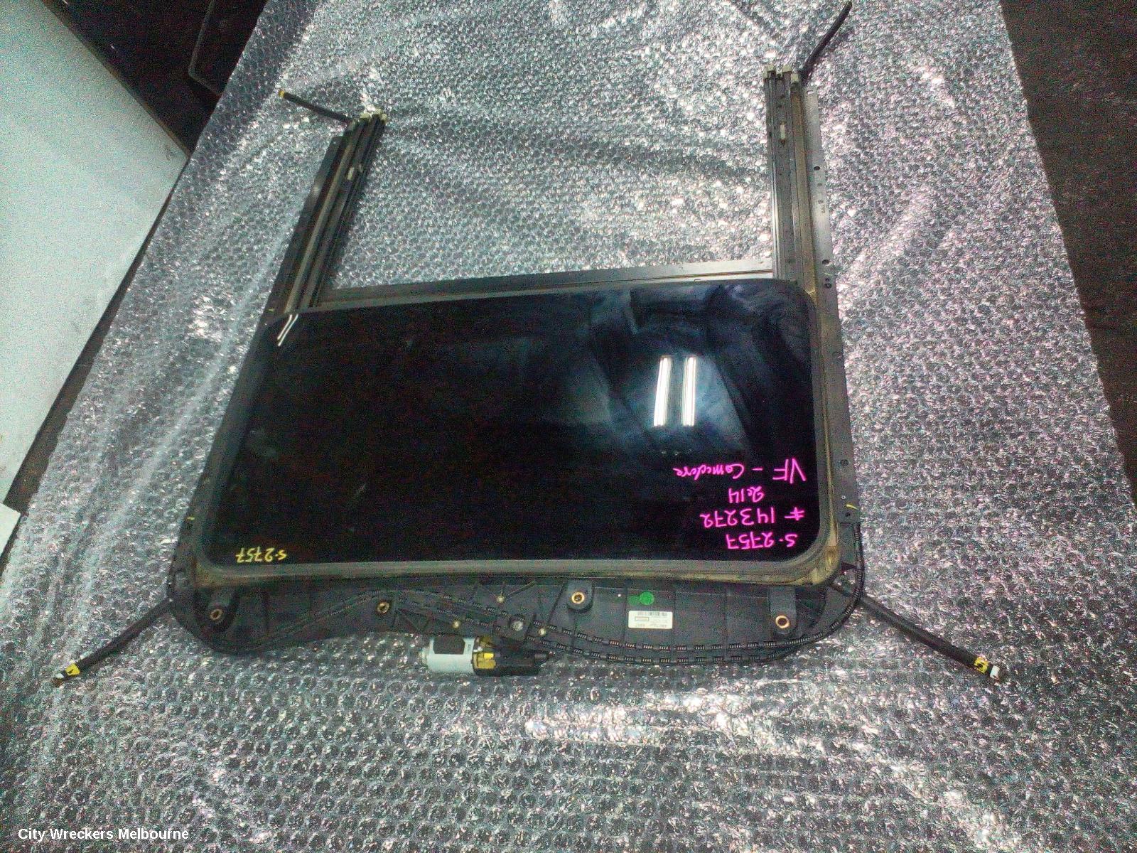 HOLDEN COMMODORE ROOF GLASS/SUNROOF/T, SUNROOF, VF, 05/2013 - 12/2017