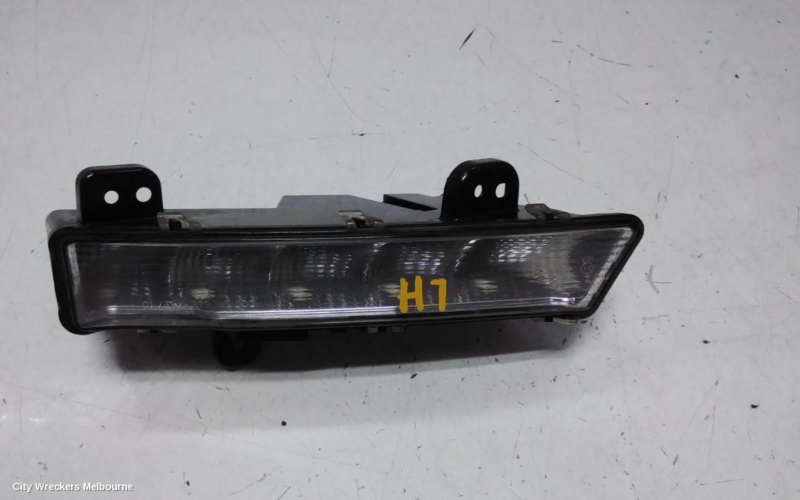 HOLDEN COMMODORE LEFT INDICATOR/FOG/SIDE, BUMPER FOGLAMP SURROUND, VF, CALAIS/CALAIS-V, 05/2013 - 12/2017