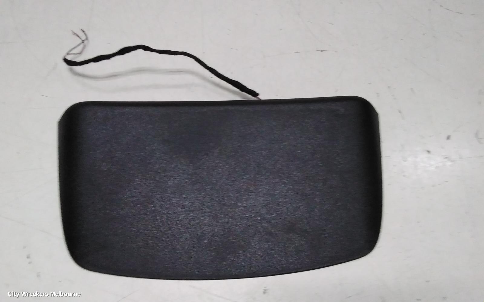 HOLDEN COMMODORE HIGH LEVEL STOPLIGHT, VF, SEDAN, 05/2013 - 12/2017