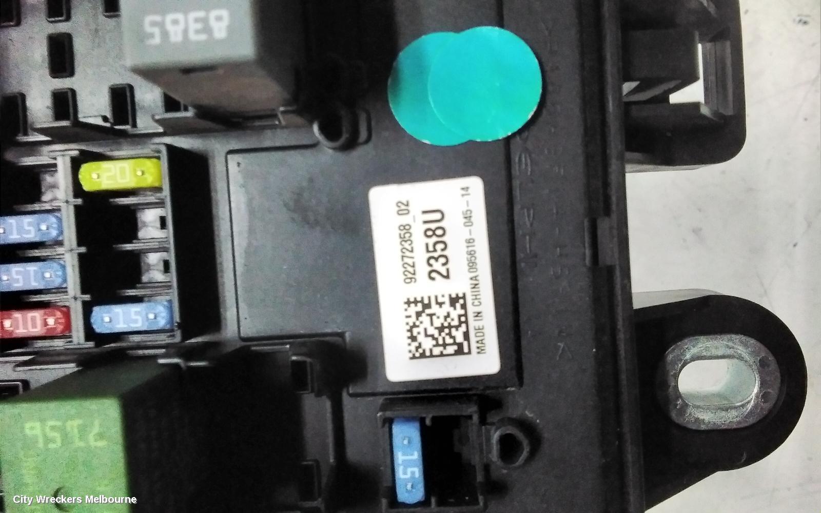 HOLDEN COMMODORE FUSE BOX, ENGINE BAY, VF, 05/2013 - 12/2017