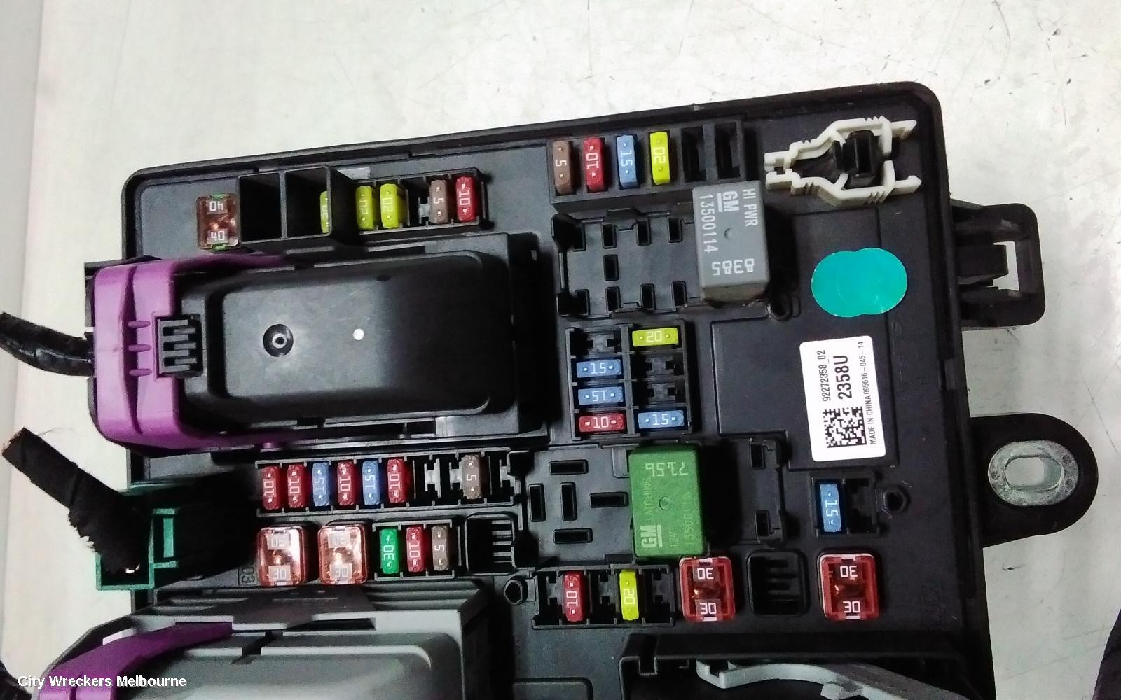 HOLDEN COMMODORE FUSE BOX, ENGINE BAY, VF, 05/2013 - 12/2017