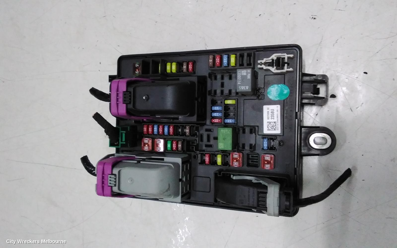 HOLDEN COMMODORE FUSE BOX, ENGINE BAY, VF, 05/2013 - 12/2017