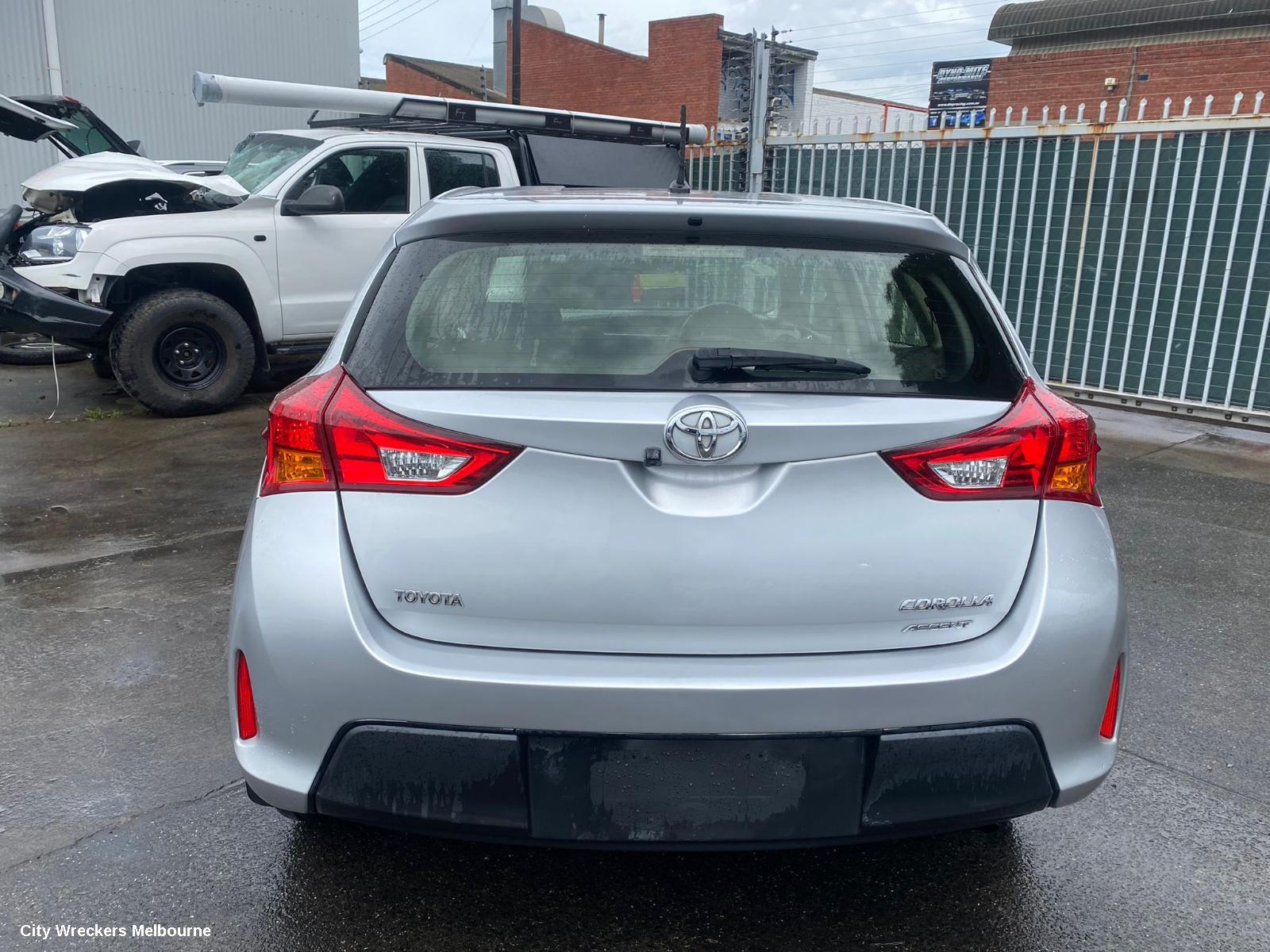 TOYOTA COROLLA LEFT TAILLIGHT, ZRE182R, HATCH, 10/2012 - 03/2015
