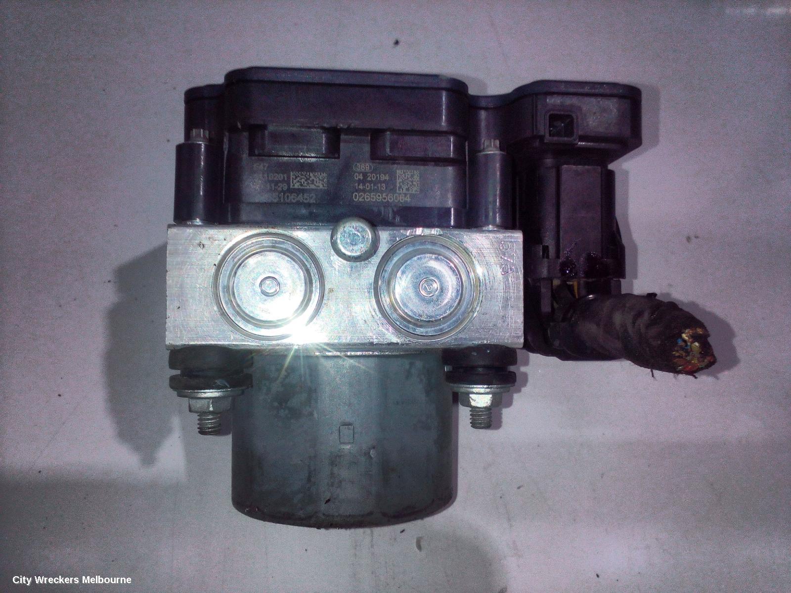 HOLDEN COMMODORE ABS PUMP/MODULATOR, VF, NON TRACTION CONTROL TYPE, 05/2013 - 12/2017