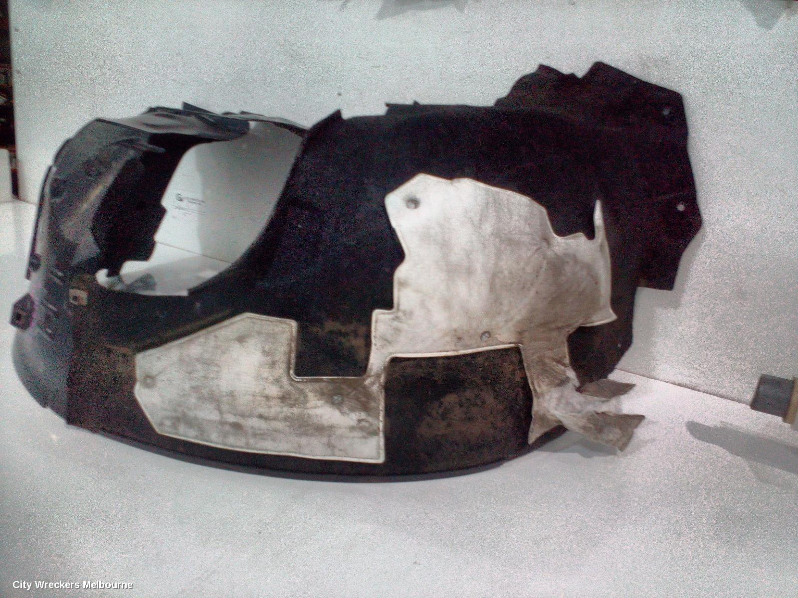 LAND ROVER DISCOVERY SPORT LEFT GUARD LINER, L550, FRONT ASSY, 07/2019 ONWARDS