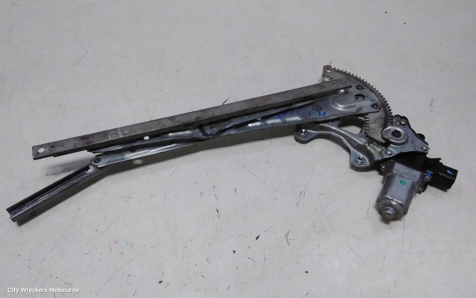 ISUZU DMAX LEFT FRONT WINDOW REG/MOTOR, RC, POWER, 05/2012 - 06/2020