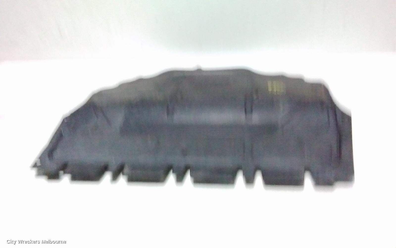 VOLKSWAGEN POLO LOWER ENGINE SPLASH TRAY, 6R, MAIN ENGINE SPLASH TRAY, 05/2014 - 09/2017