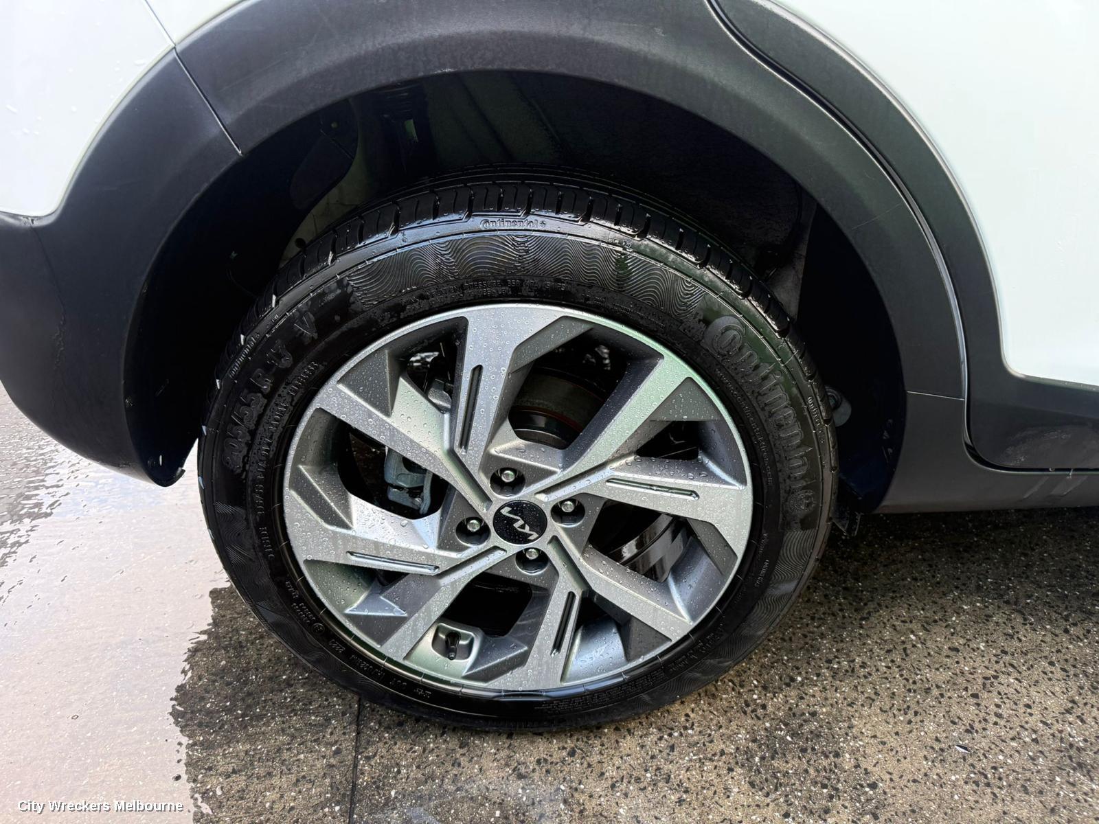 KIA STONIC WHEEL MAG, FACTORY, 17X6IN, 4 Y SPOKE, YB, 08/2020 ONWARDS