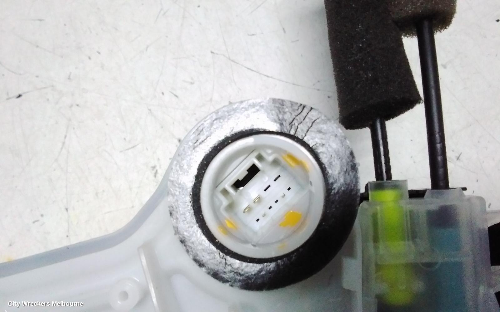 LEXUS ES SERIES (13-) DOOR/BOOT/GATE LOCK, LEFT REAR DOOR LOCK, XZ10, 08/2018 ONWARDS