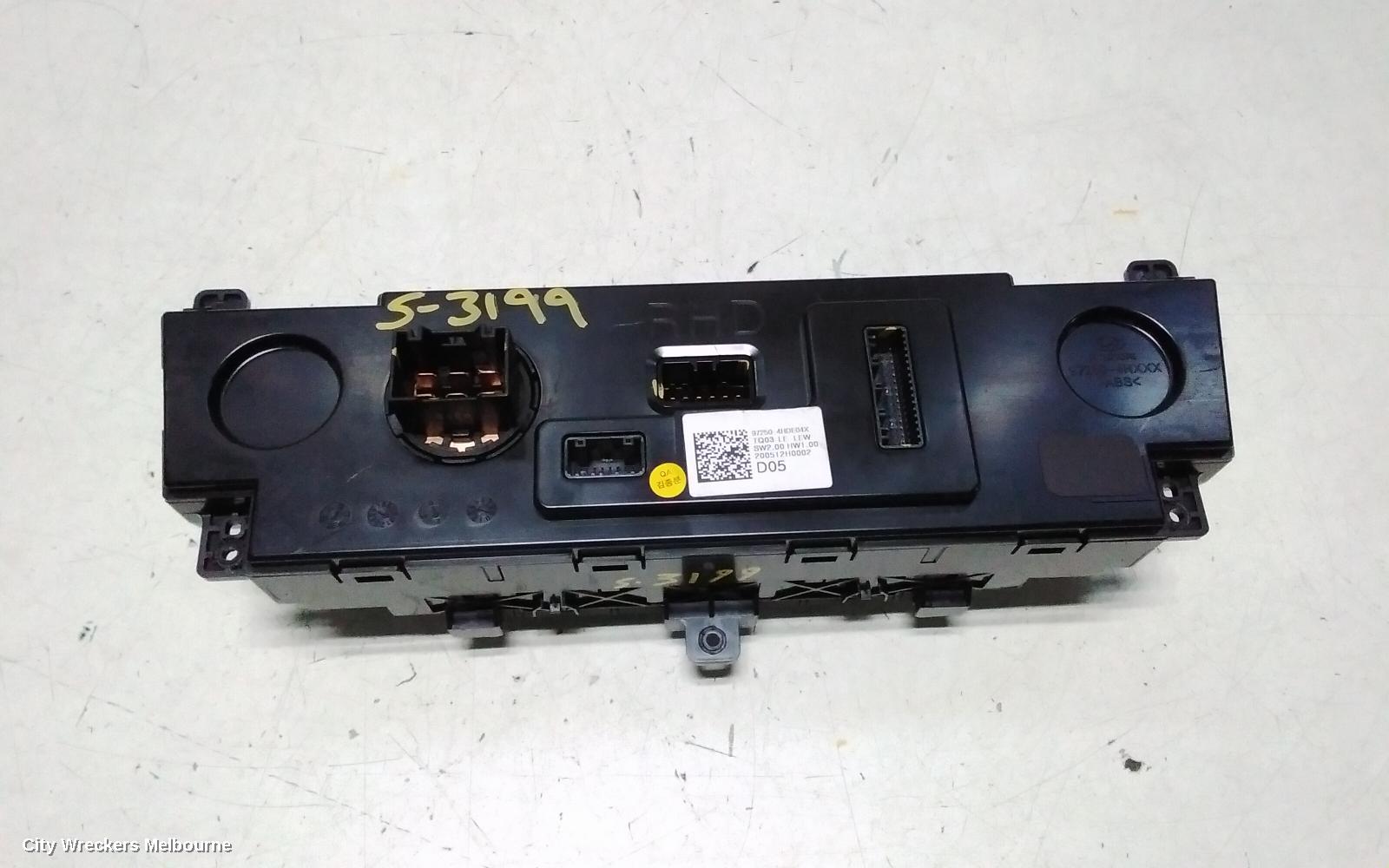 HYUNDAI ILOAD/IMAX HEATER/AC CONTROLS, TQ, ILOAD, 09/2015 - 03/2021