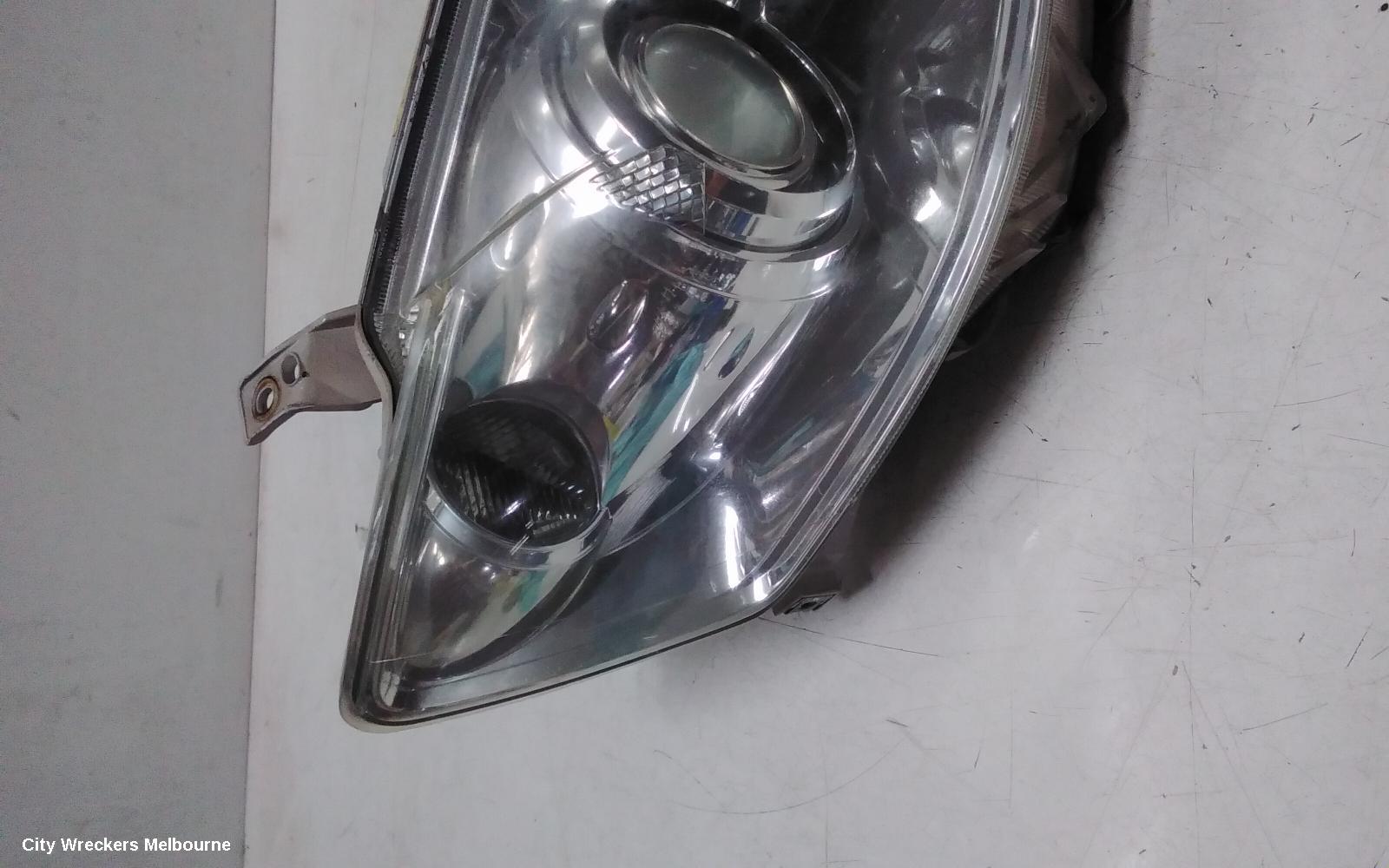 TOYOTA AURION RIGHT HEADLAMP, GSV40R, PRESARA, 10/2006 - 08/2009