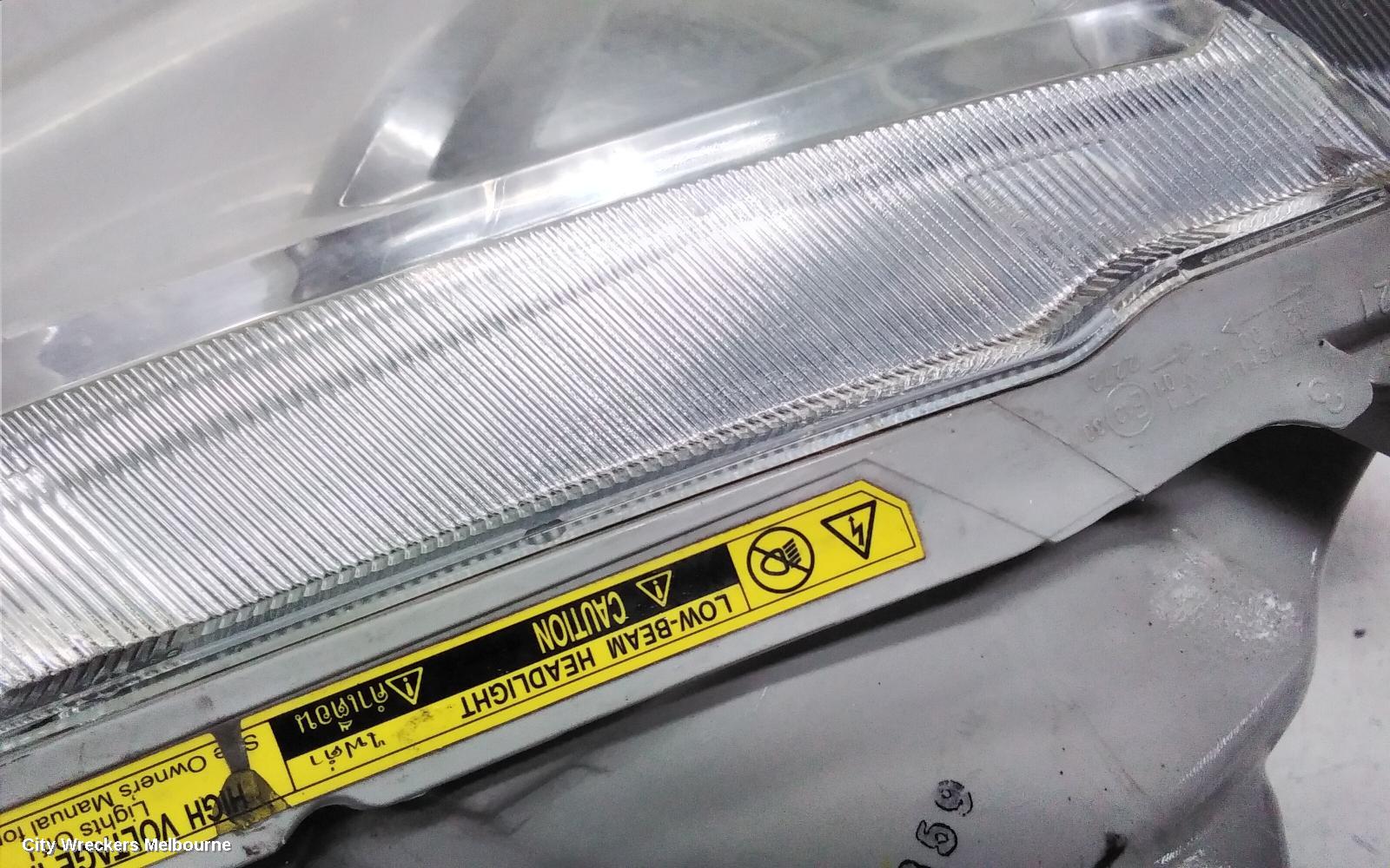 TOYOTA AURION RIGHT HEADLAMP, GSV40R, PRESARA, 10/2006 - 08/2009
