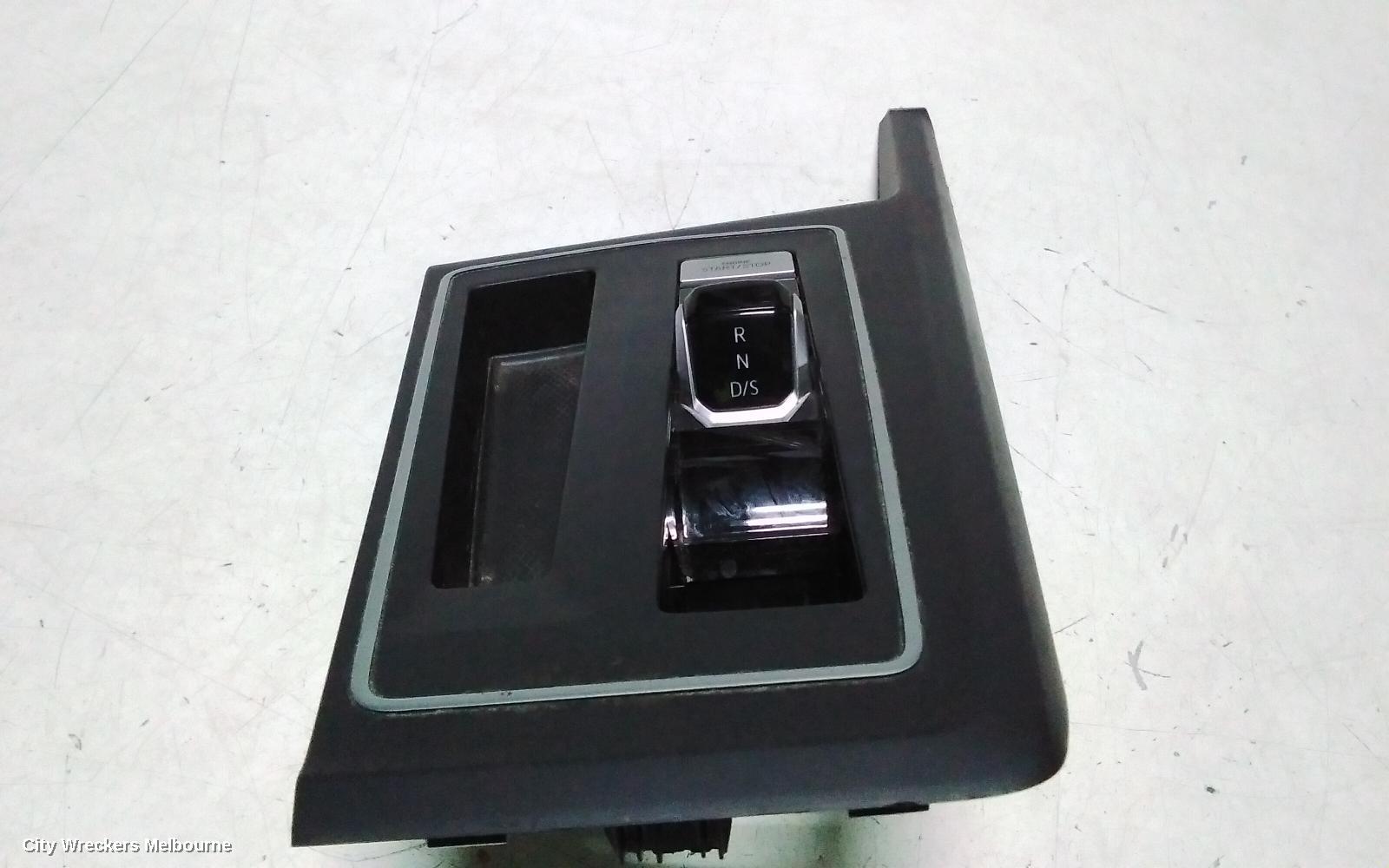 VOLKSWAGEN GOLF GEAR STICK/SHIFTER, GEN 8, 09/2020 ONWARDS