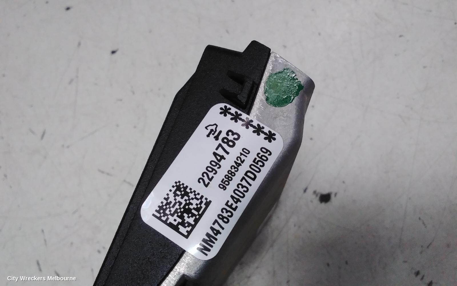 HOLDEN COMMODORE REVERSE CAMERA, FRONT CAMERA (WINDSCREEN MOUNTED), VF, 05/2013 - 12/2017