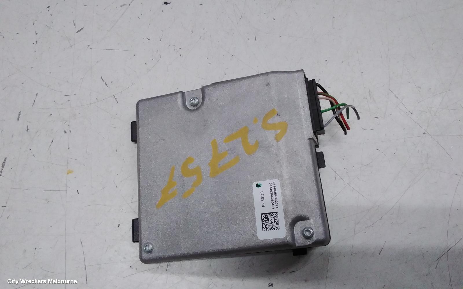 HOLDEN COMMODORE REVERSE CAMERA, FRONT CAMERA (WINDSCREEN MOUNTED), VF, 05/2013 - 12/2017