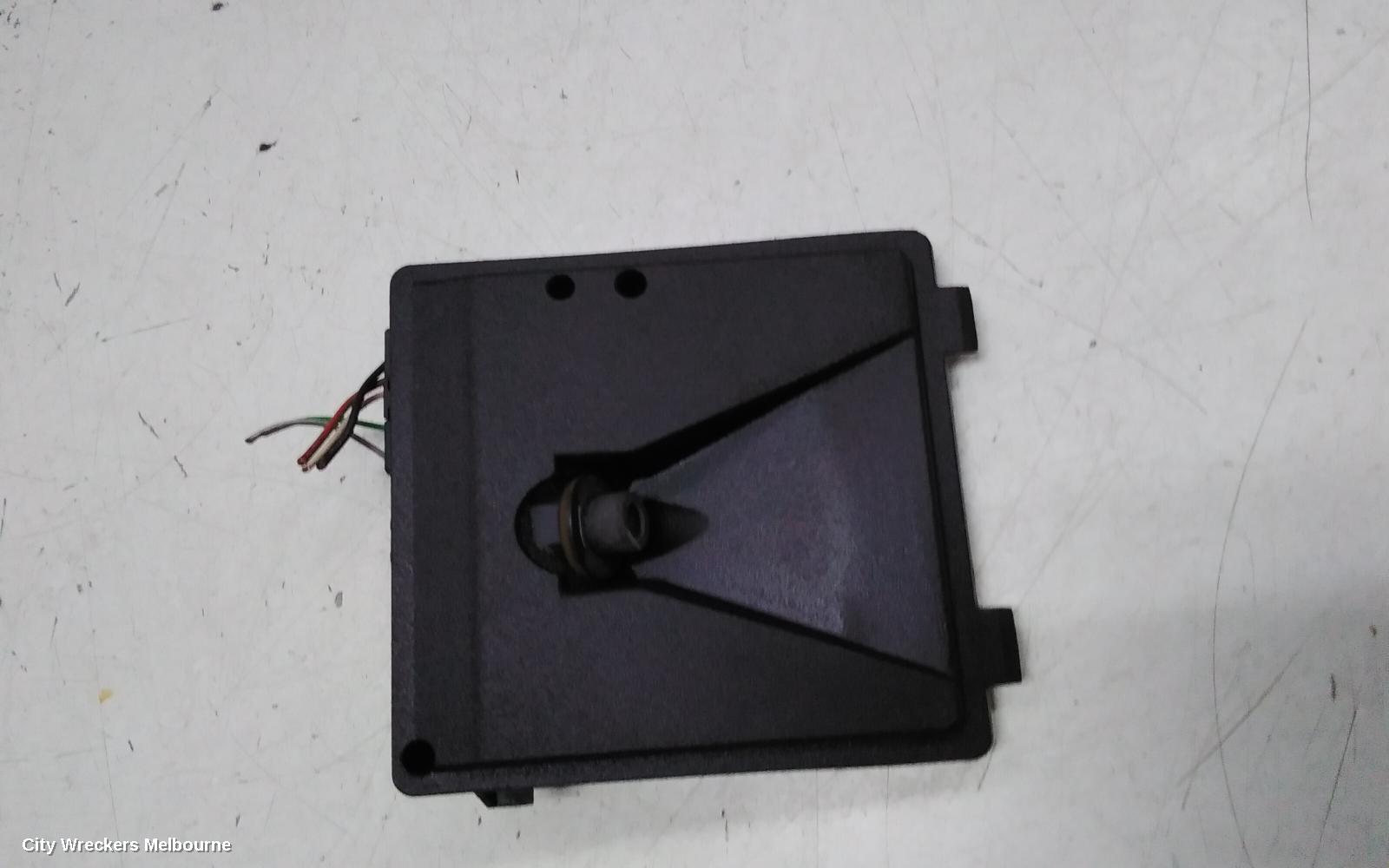HOLDEN COMMODORE REVERSE CAMERA, FRONT CAMERA (WINDSCREEN MOUNTED), VF, 05/2013 - 12/2017