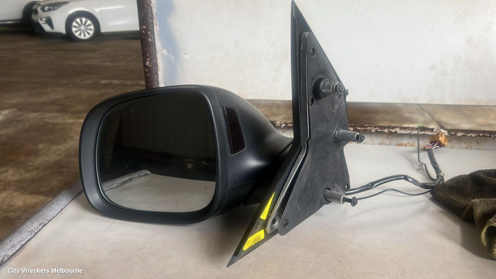 VOLKSWAGEN TRANSPORTER LEFT DOOR MIRROR, T6, POWER FOLD, BLACK, VAN, 07/2015 - 08/2024