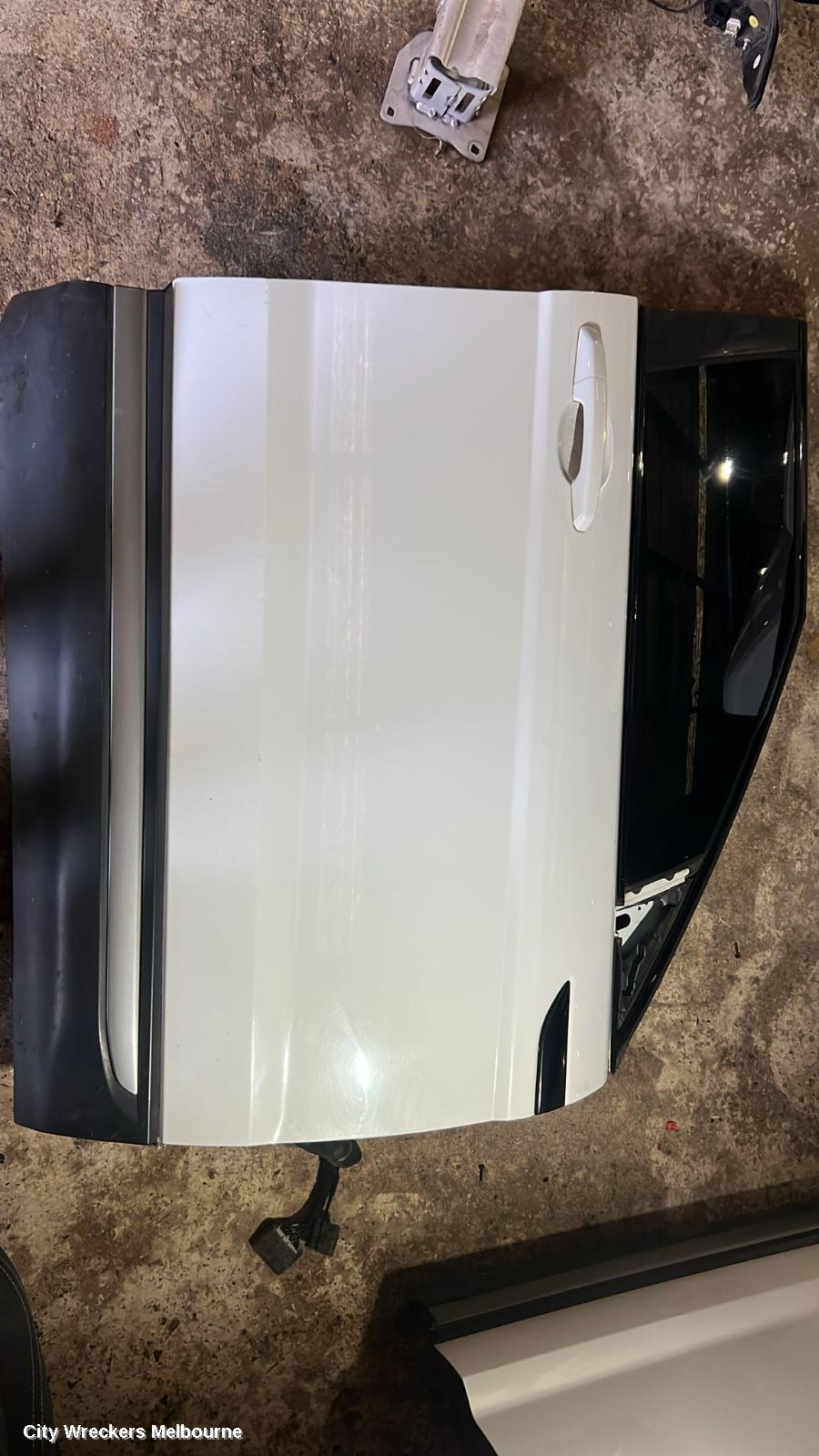 LAND ROVER RANGEROVER EVOQUE RIGHT FRONT DOOR, L538, 5DR WAGON, 11/2011 - 01/2019