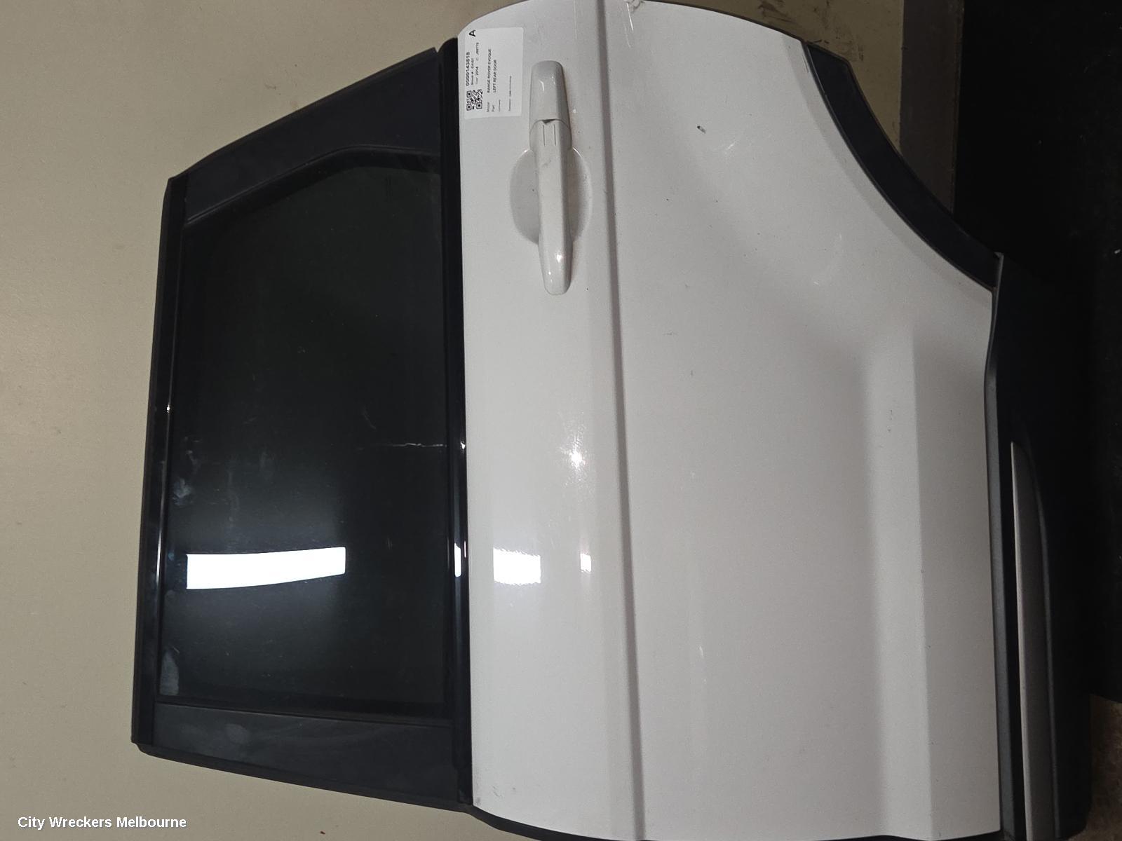 LAND ROVER RANGEROVER EVOQUE LEFT REAR DOOR/SLIDING, L538, 11/2011 - 01/2019