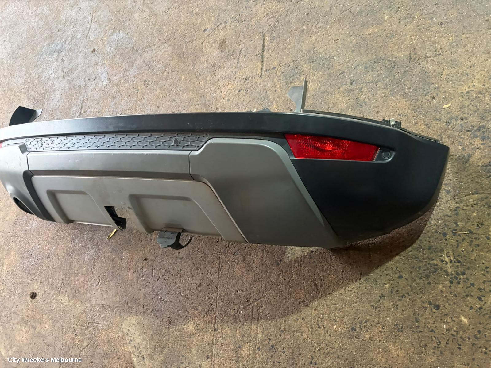LAND ROVER RANGEROVER EVOQUE REAR BUMPER, BUMPER BAR (CENTRE), L538, BECKHAM, 11/2011 - 01/2019