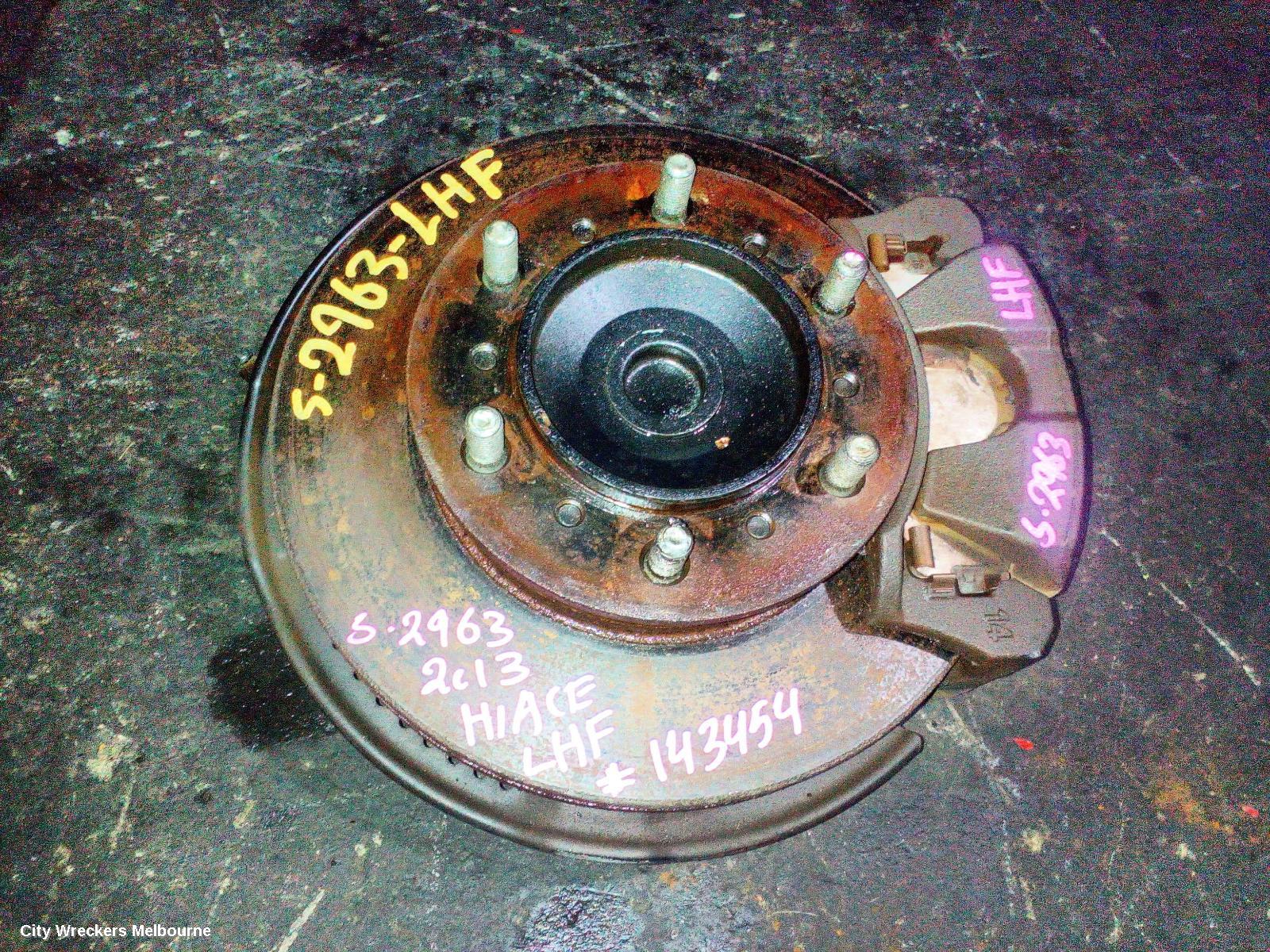 TOYOTA HIACE LEFT FRONT HUB ASSEMBLY, TRH/KDH, ABS TYPE, 2WD, 01/2005 - 04/2019