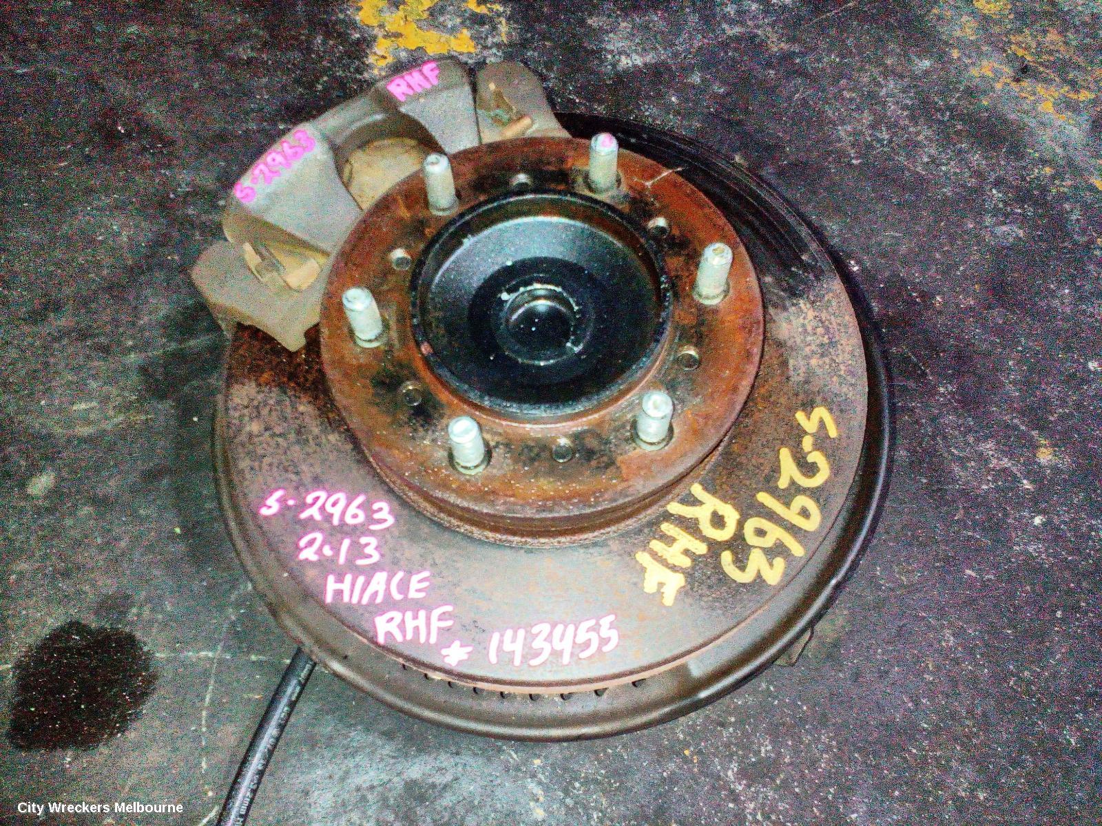 TOYOTA HIACE RIGHT FRONT HUB ASSEMBLY, TRH/KDH, ABS TYPE, 2WD, 01/2005 - 04/2019