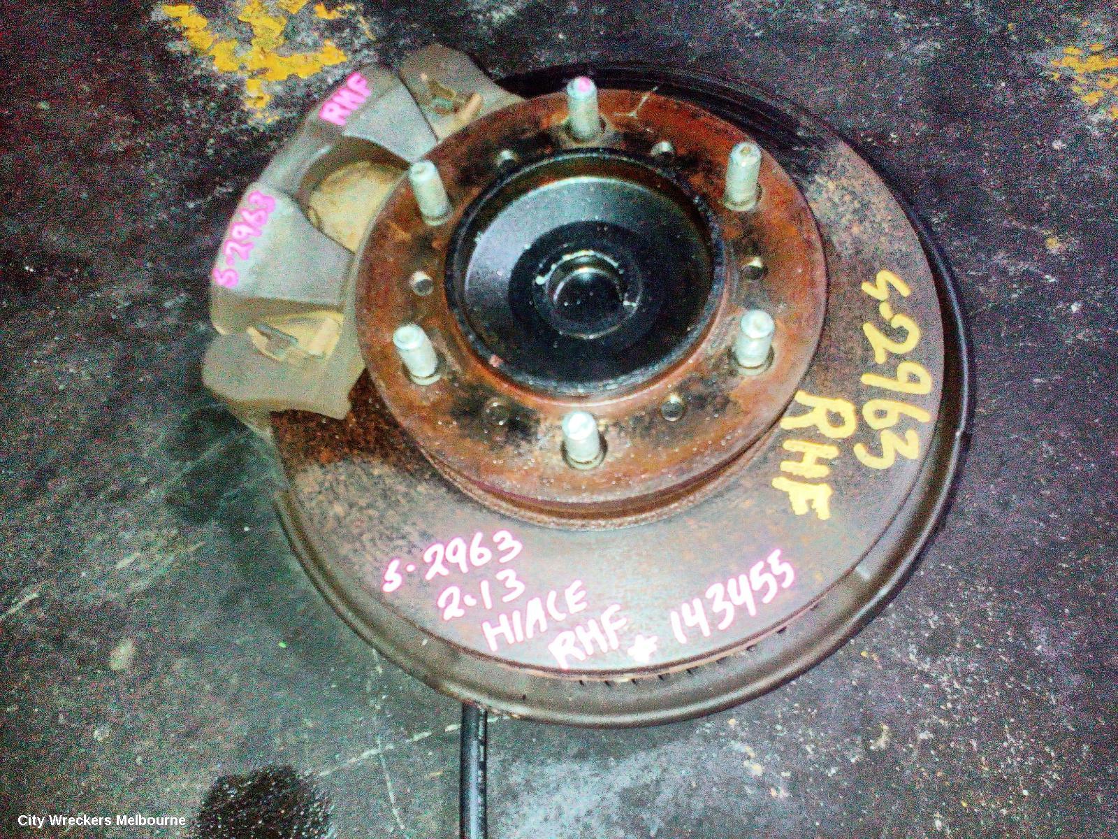 TOYOTA HIACE RIGHT FRONT HUB ASSEMBLY, TRH/KDH, ABS TYPE, 2WD, 01/2005 - 04/2019
