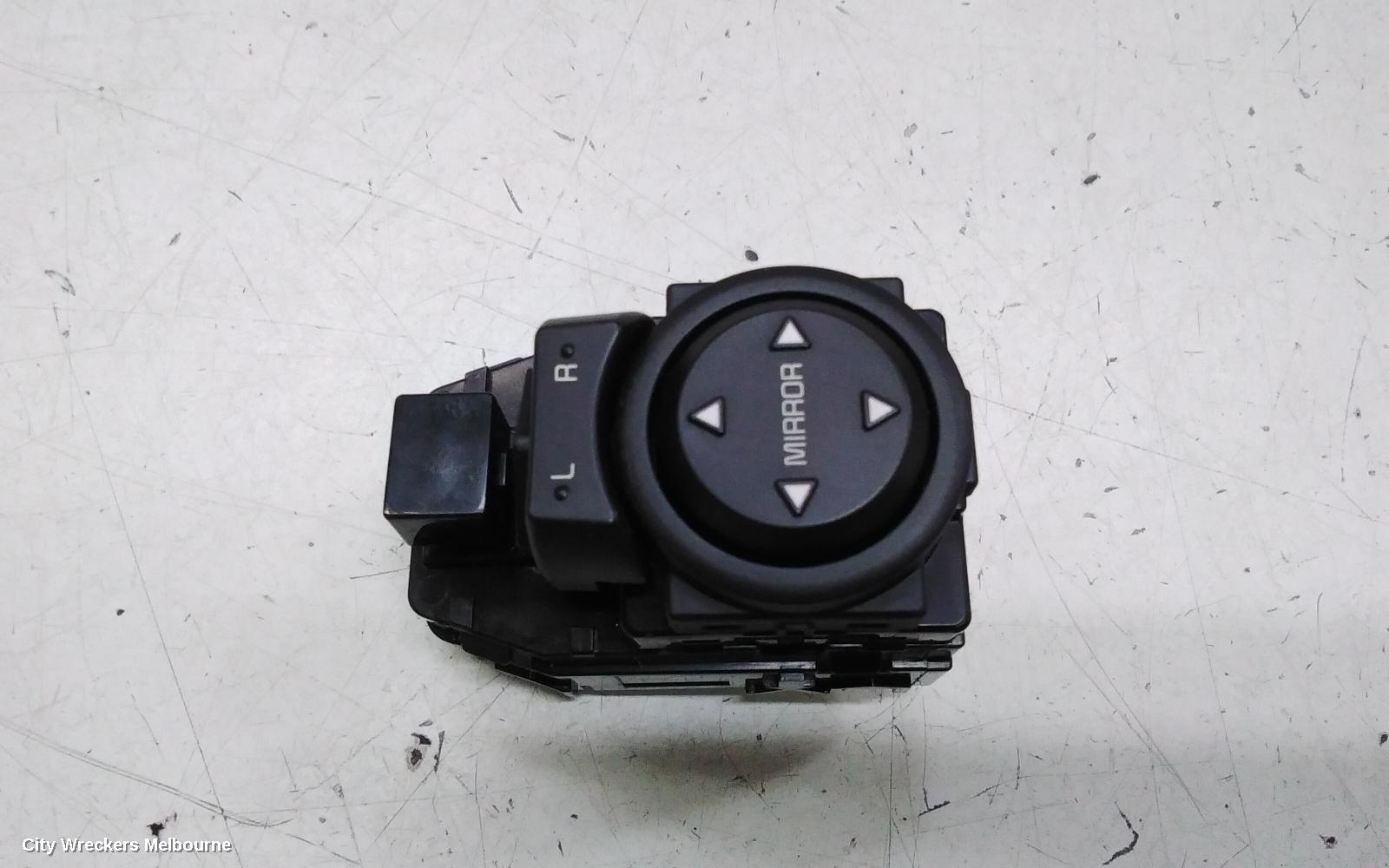 KIA RIO, YB, MIRROR SWITCH, NON POWER FOLD TYPE, 12/2016 - 06/2023