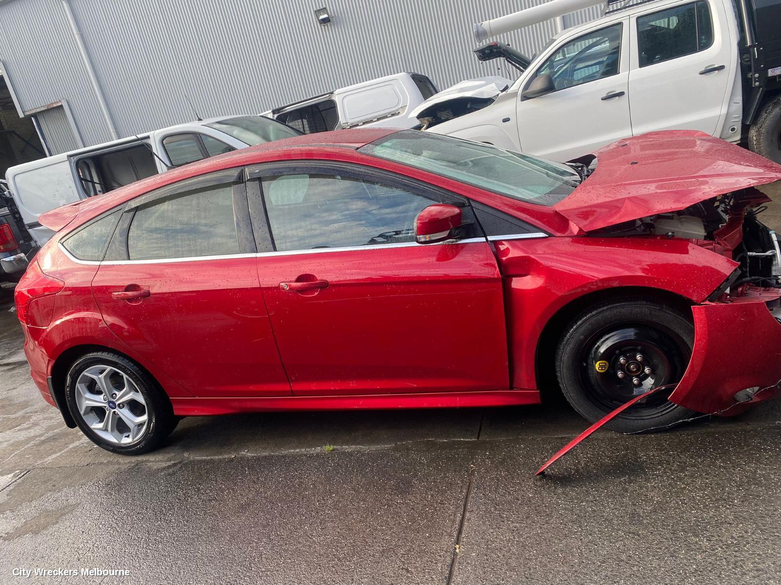 FORD FOCUS PWR DR WIND SWITCH, RH FRONT (MASTER SWITCH), LW, MANUAL FOLD, NON CHROME INSERT TYPE, 05/2011 - 08/2015