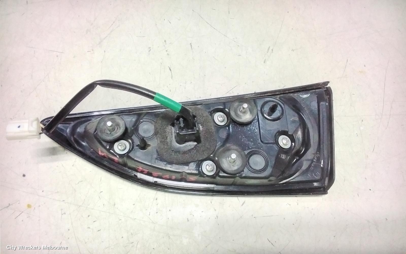 MAZDA 3 REAR GARNISH, BP, TAILGATE LAMP (LH SIDE), HATCH, PURE/EVOLVE/TOURING/GT/ ASTINA/TAKAMI/LIMITED/GSX/SP20/GTX, 10/2021 ONWARDS