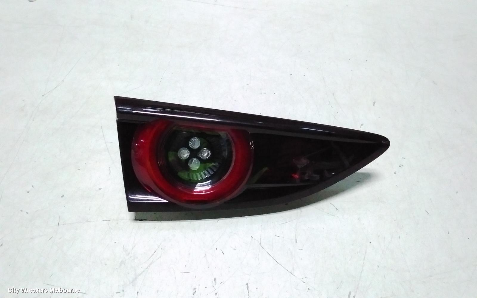 MAZDA 3 REAR GARNISH, BP, TAILGATE LAMP (LH SIDE), HATCH, PURE/EVOLVE/TOURING/GT/ ASTINA/TAKAMI/LIMITED/GSX/SP20/GTX, 10/2021 ONWARDS