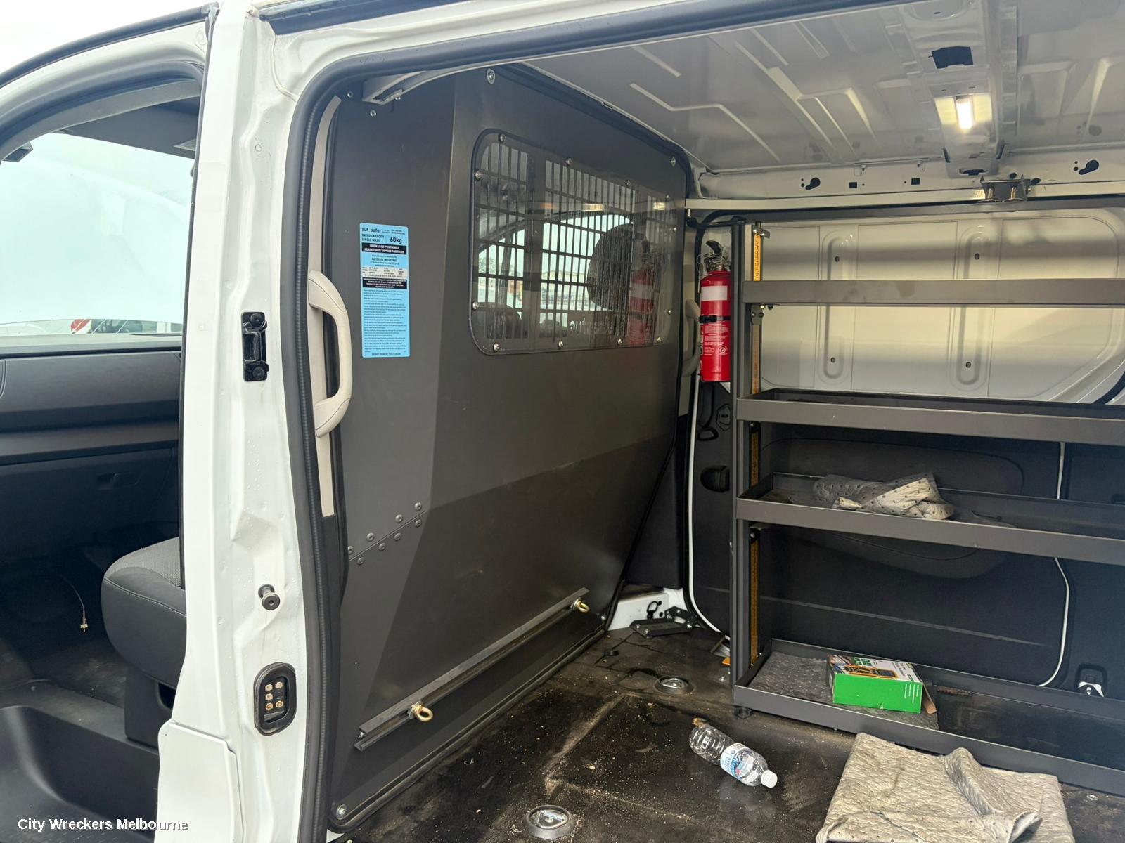 RENAULT TRAFIC CARGO BARRIER, X82, 01/2015 ONWARDS