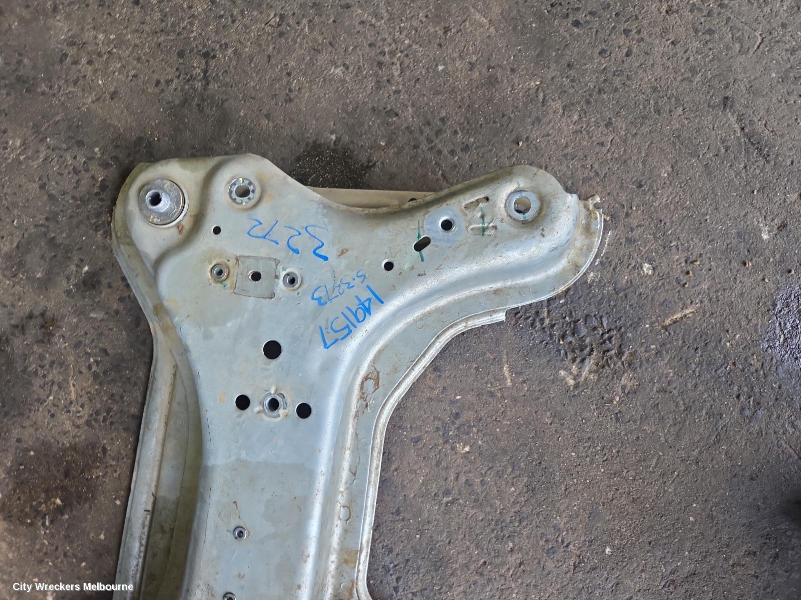 RENAULT TRAFIC FRT XMEMBER/CRADLE, CROSSMEMBER, X82, 01/2015 ONWARDS