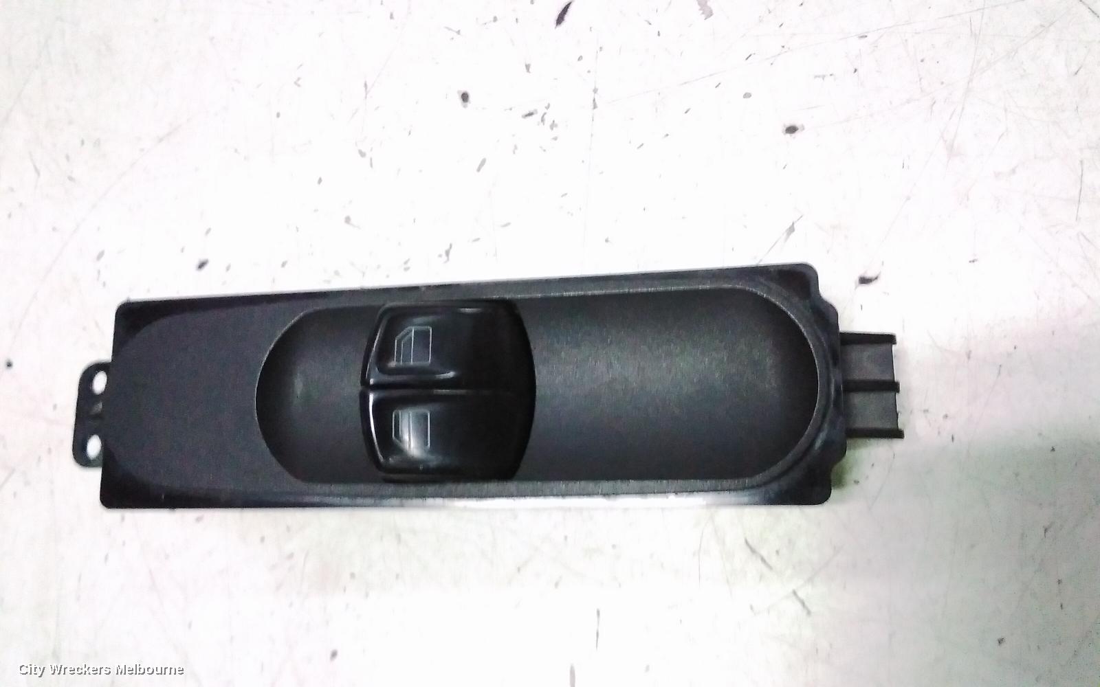 MERCEDES VITO PWR DR WIND SWITCH, RH FRONT (MASTER SWITCH), 639, 04/2004 - 02/2015