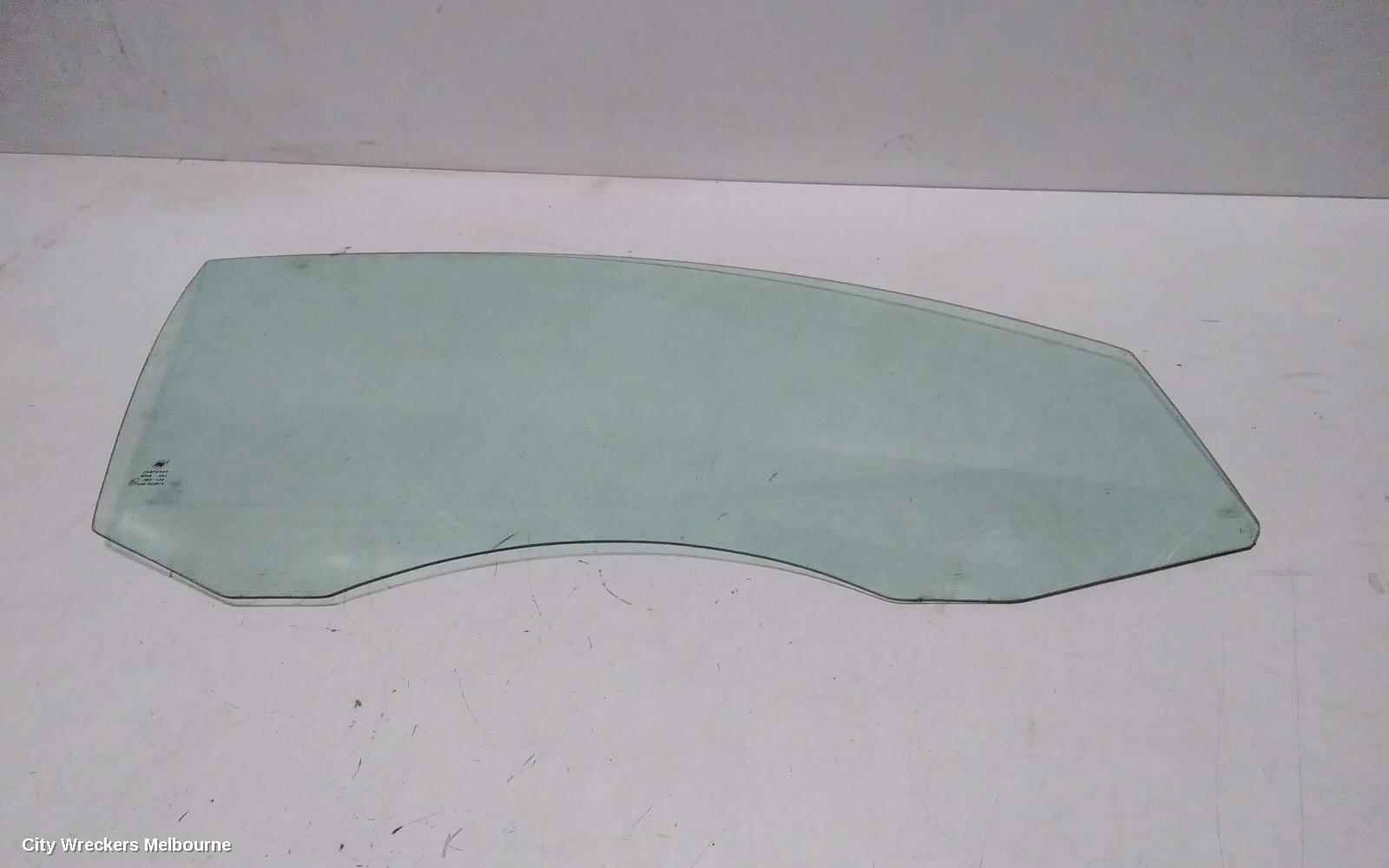 VOLKSWAGEN PASSAT RIGHT FRONT DOOR WINDOW, 3C/MK6 B6-B7, SEDAN/WAGON, 03/2006 - 05/2015
