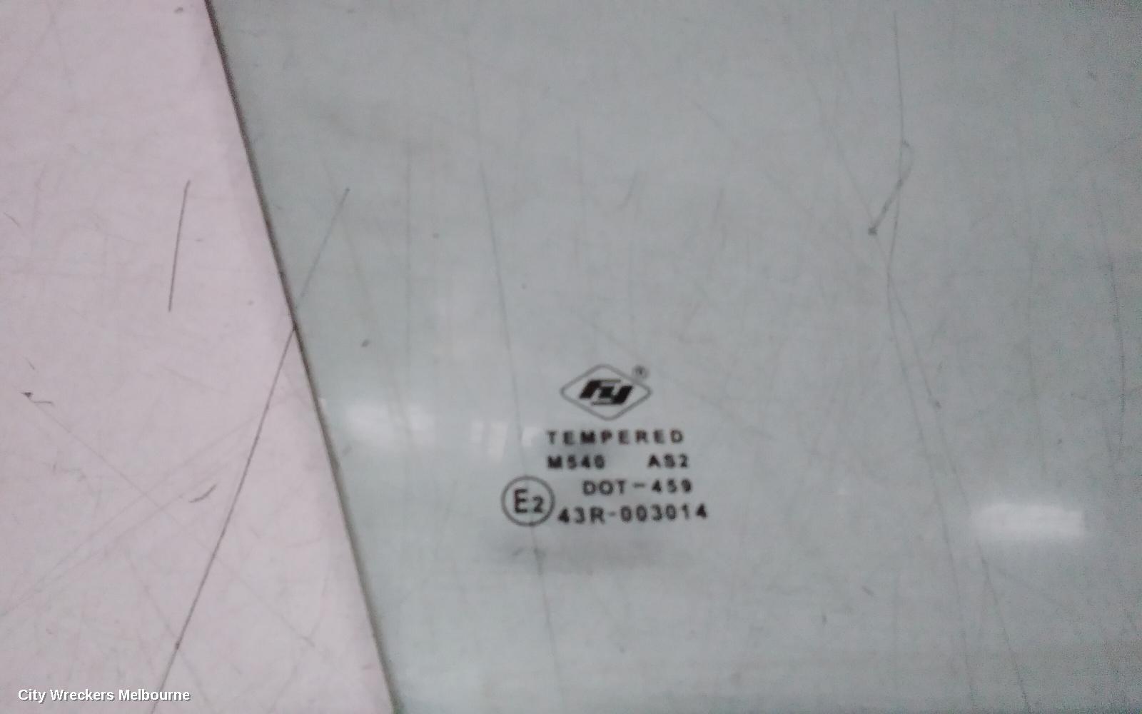 VOLKSWAGEN PASSAT RIGHT FRONT DOOR WINDOW, 3C/MK6 B6-B7, SEDAN/WAGON, 03/2006 - 05/2015