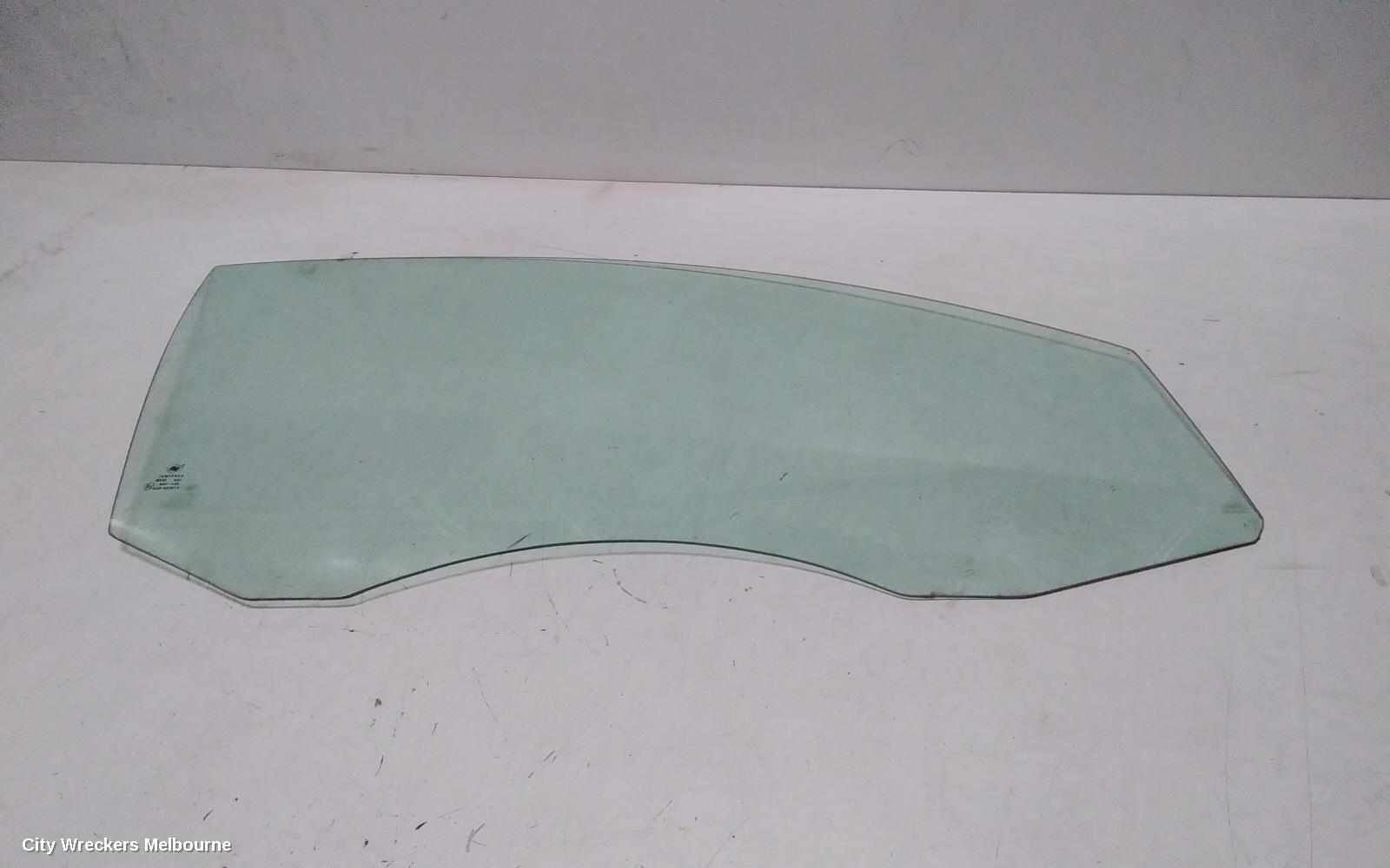 VOLKSWAGEN PASSAT RIGHT FRONT DOOR WINDOW, 3C/MK6 B6-B7, SEDAN/WAGON, 03/2006 - 05/2015