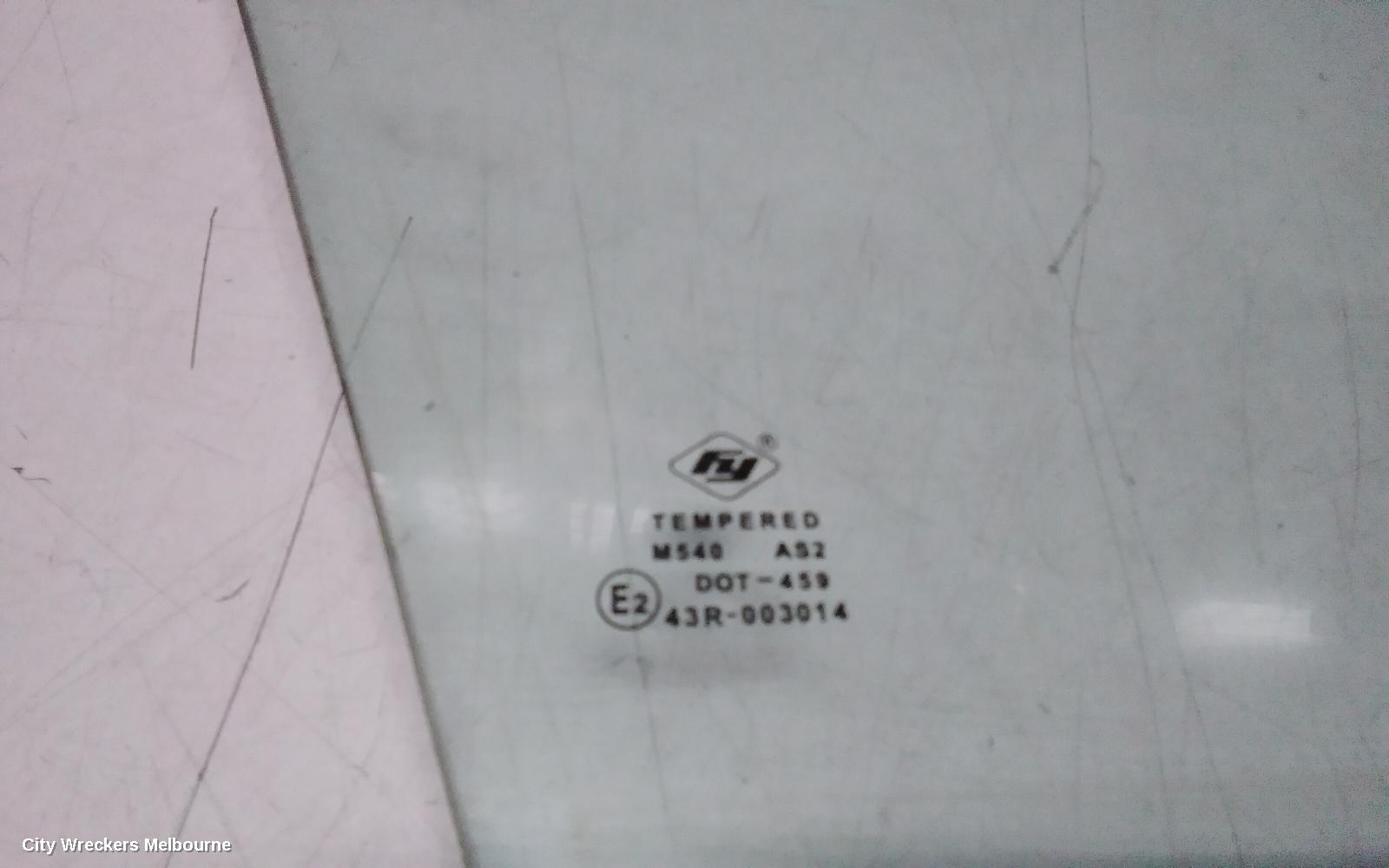 VOLKSWAGEN PASSAT RIGHT FRONT DOOR WINDOW, 3C/MK6 B6-B7, SEDAN/WAGON, 03/2006 - 05/2015