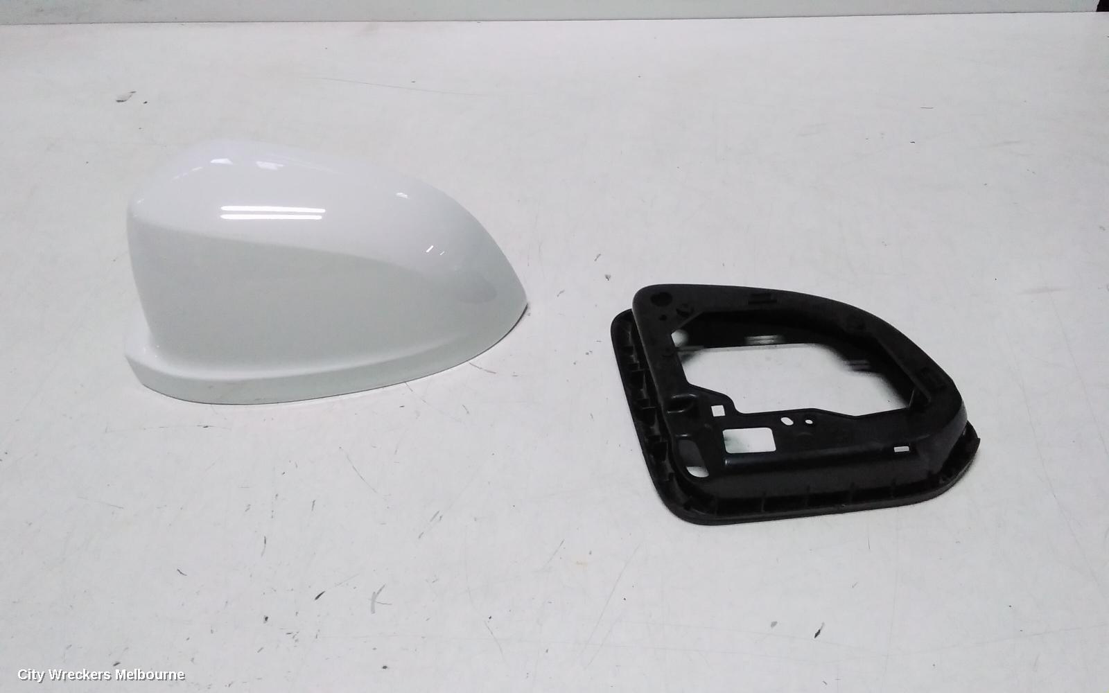 LDV G10 LEFT DOOR MIRROR, SV7A, W/ MANUAL FOLD, NON CAMERA TYPE, COLOUR CODED, WAGON, 04/2015 - 08/2022