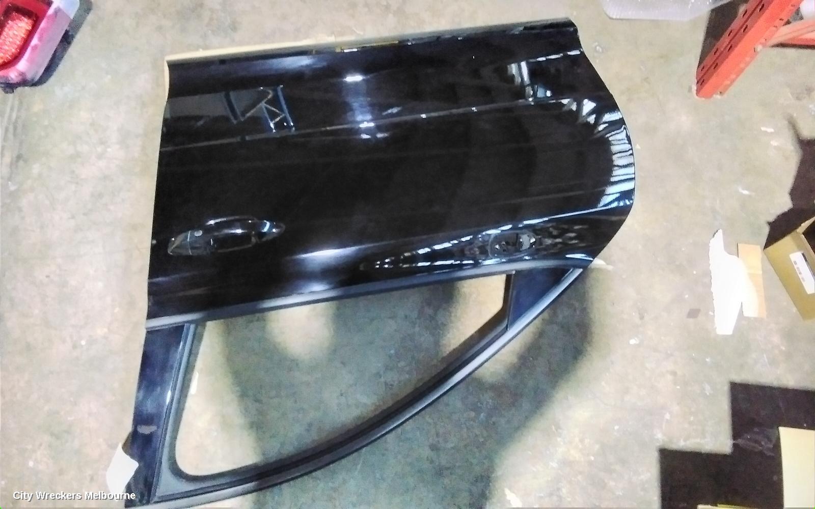 KIA STINGER LEFT FRONT DOOR, CK, 06/2017 - 04/2023