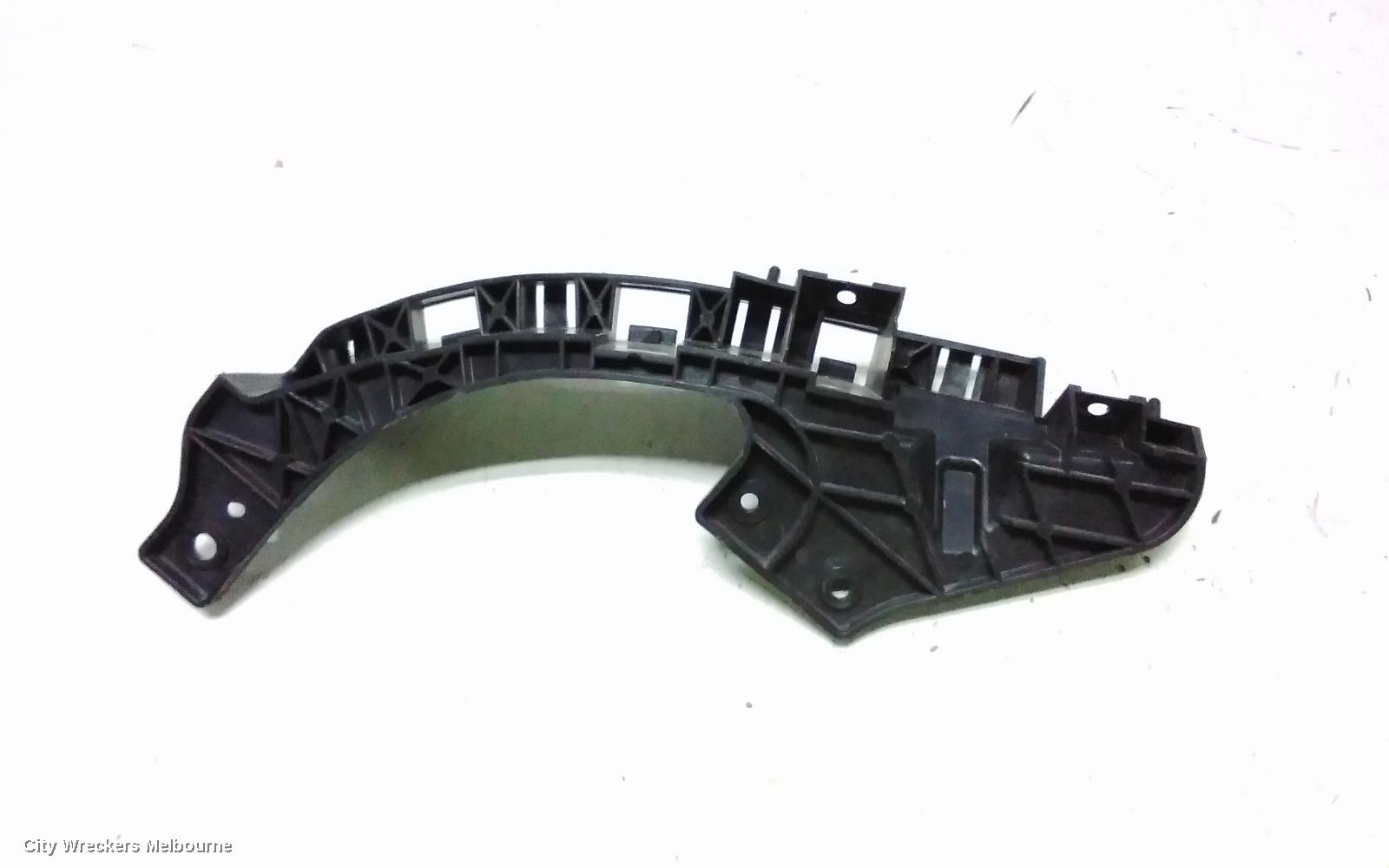 SUBARU FORESTER, SH, 03/2008 - 08/2012, RH HEADLAMP BRACKET : 143487