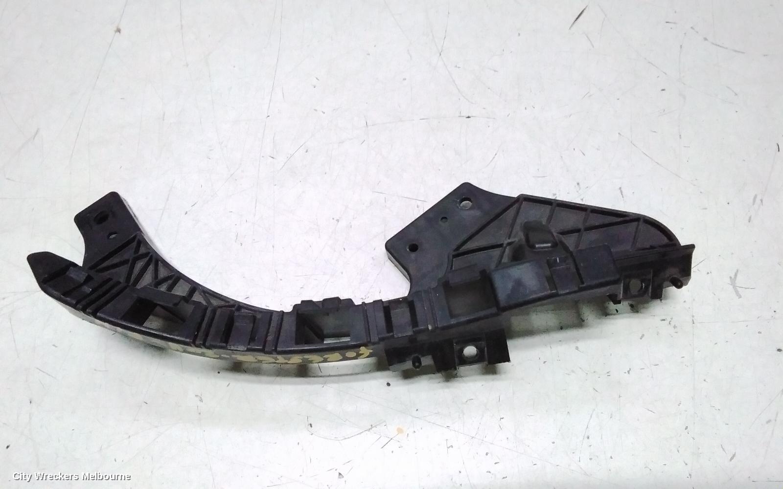 SUBARU FORESTER, SH, 03/2008 - 08/2012, RH HEADLAMP BRACKET : 143487
